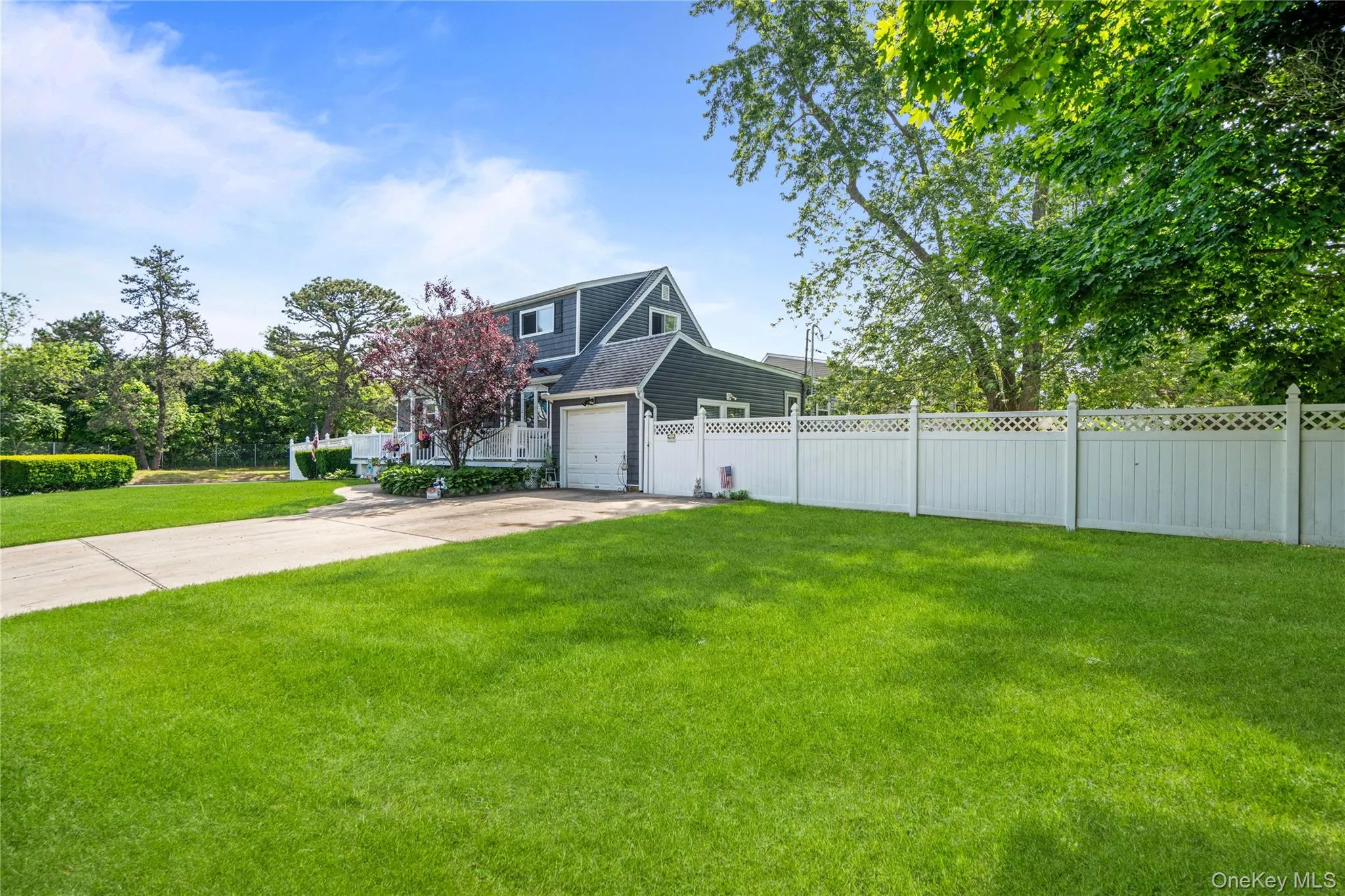 43 Woods Lane, Brookhaven, NY, 4 Bedrooms Bedrooms, 8 Rooms Rooms,3 BathroomsBathrooms,Residential,For Rent,Woods,0,1007605 43 Woods Lane, Brookhaven, NY, 4 Bedrooms Bedrooms, 8 Rooms Rooms,3 BathroomsBathrooms,Residential,For Rent,Woods,0,1007605