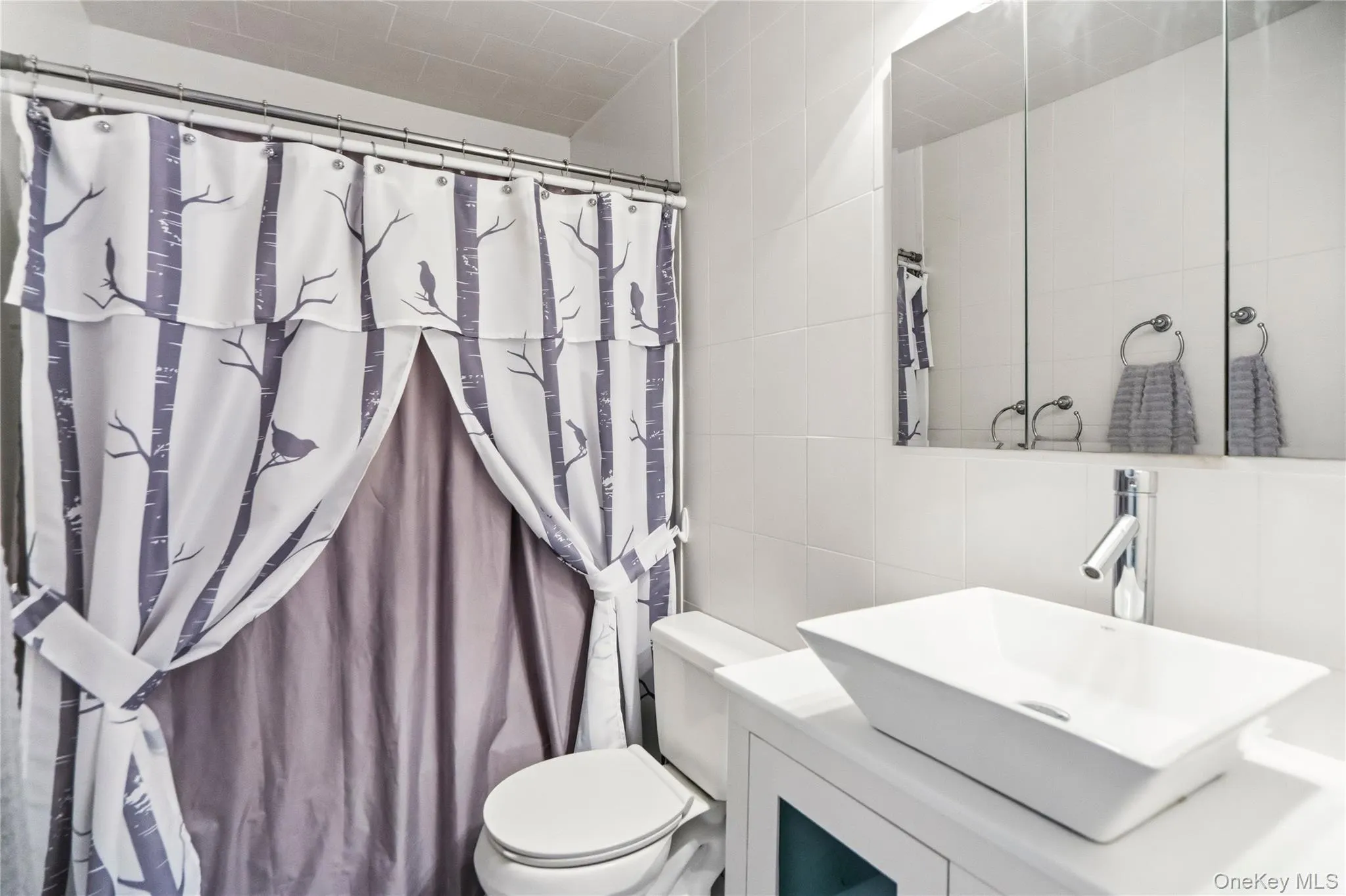 43 Woods Lane, Brookhaven, NY, 4 Bedrooms Bedrooms, 8 Rooms Rooms,3 BathroomsBathrooms,Residential,For Rent,Woods,0,1007605 43 Woods Lane, Brookhaven, NY, 4 Bedrooms Bedrooms, 8 Rooms Rooms,3 BathroomsBathrooms,Residential,For Rent,Woods,0,1007605