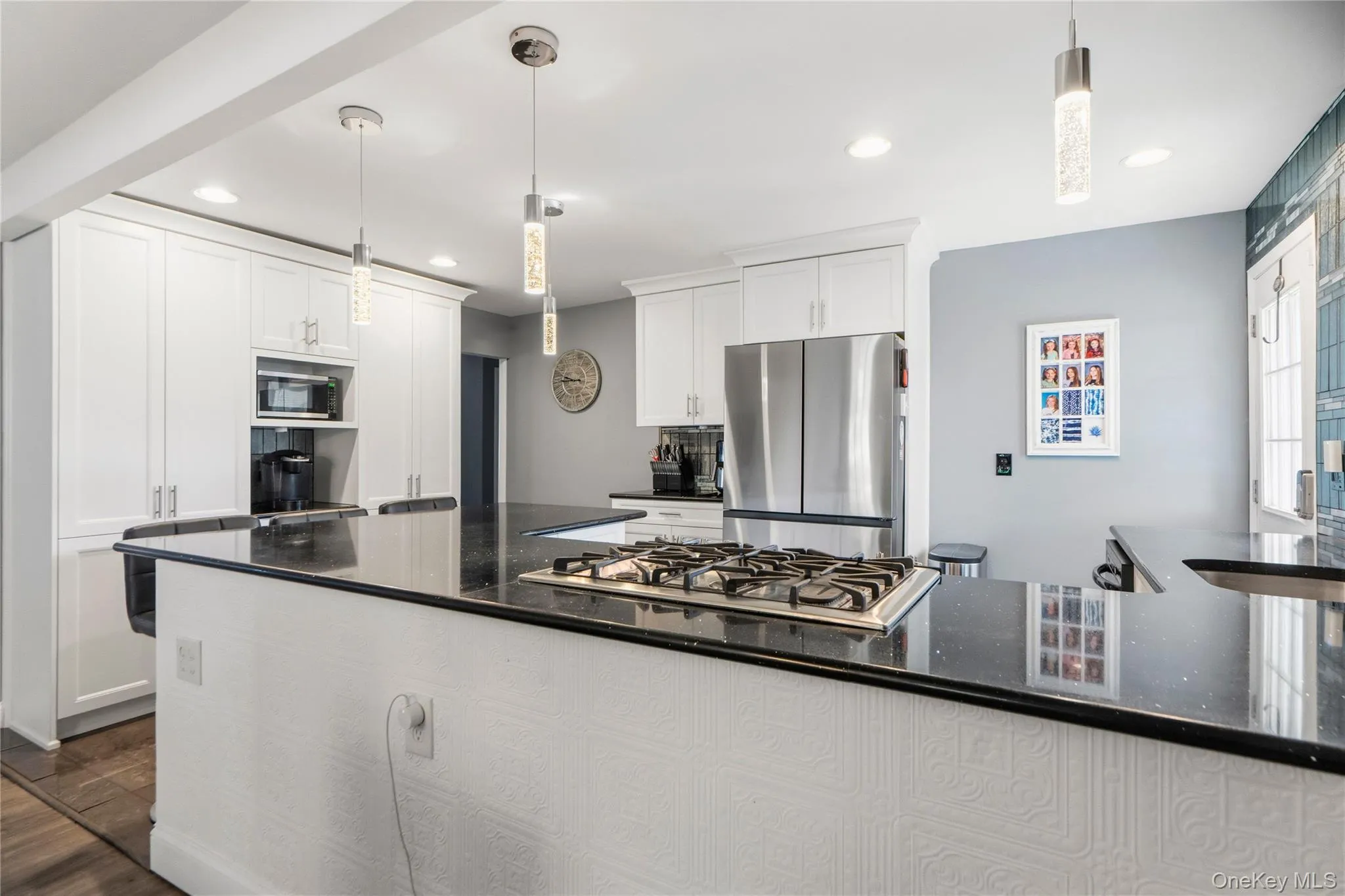 43 Woods Lane, Brookhaven, NY, 4 Bedrooms Bedrooms, 8 Rooms Rooms,3 BathroomsBathrooms,Residential,For Rent,Woods,0,1007605 43 Woods Lane, Brookhaven, NY, 4 Bedrooms Bedrooms, 8 Rooms Rooms,3 BathroomsBathrooms,Residential,For Rent,Woods,0,1007605