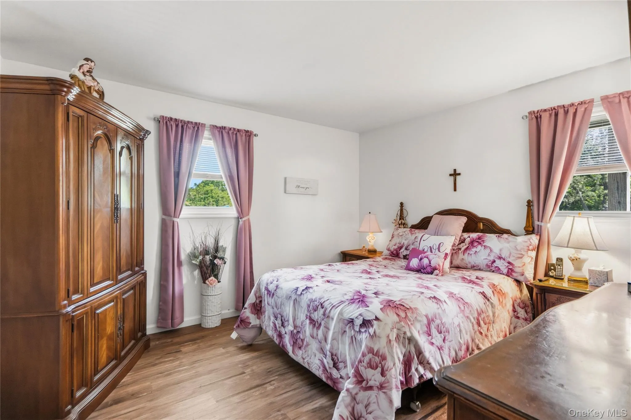 43 Woods Lane, Brookhaven, NY, 4 Bedrooms Bedrooms, 8 Rooms Rooms,3 BathroomsBathrooms,Residential,For Rent,Woods,0,1007605 43 Woods Lane, Brookhaven, NY, 4 Bedrooms Bedrooms, 8 Rooms Rooms,3 BathroomsBathrooms,Residential,For Rent,Woods,0,1007605