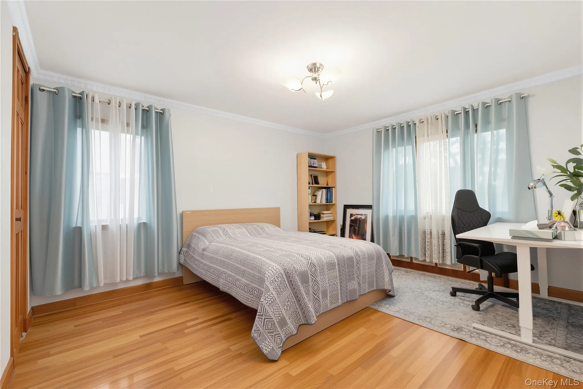 7831 220th Street, New York, NY, 5 Bedrooms Bedrooms, 9 Rooms Rooms,3 BathroomsBathrooms,Residential,For Rent,220th,0,1007606 7831 220th Street, New York, NY, 5 Bedrooms Bedrooms, 9 Rooms Rooms,3 BathroomsBathrooms,Residential,For Rent,220th,0,1007606