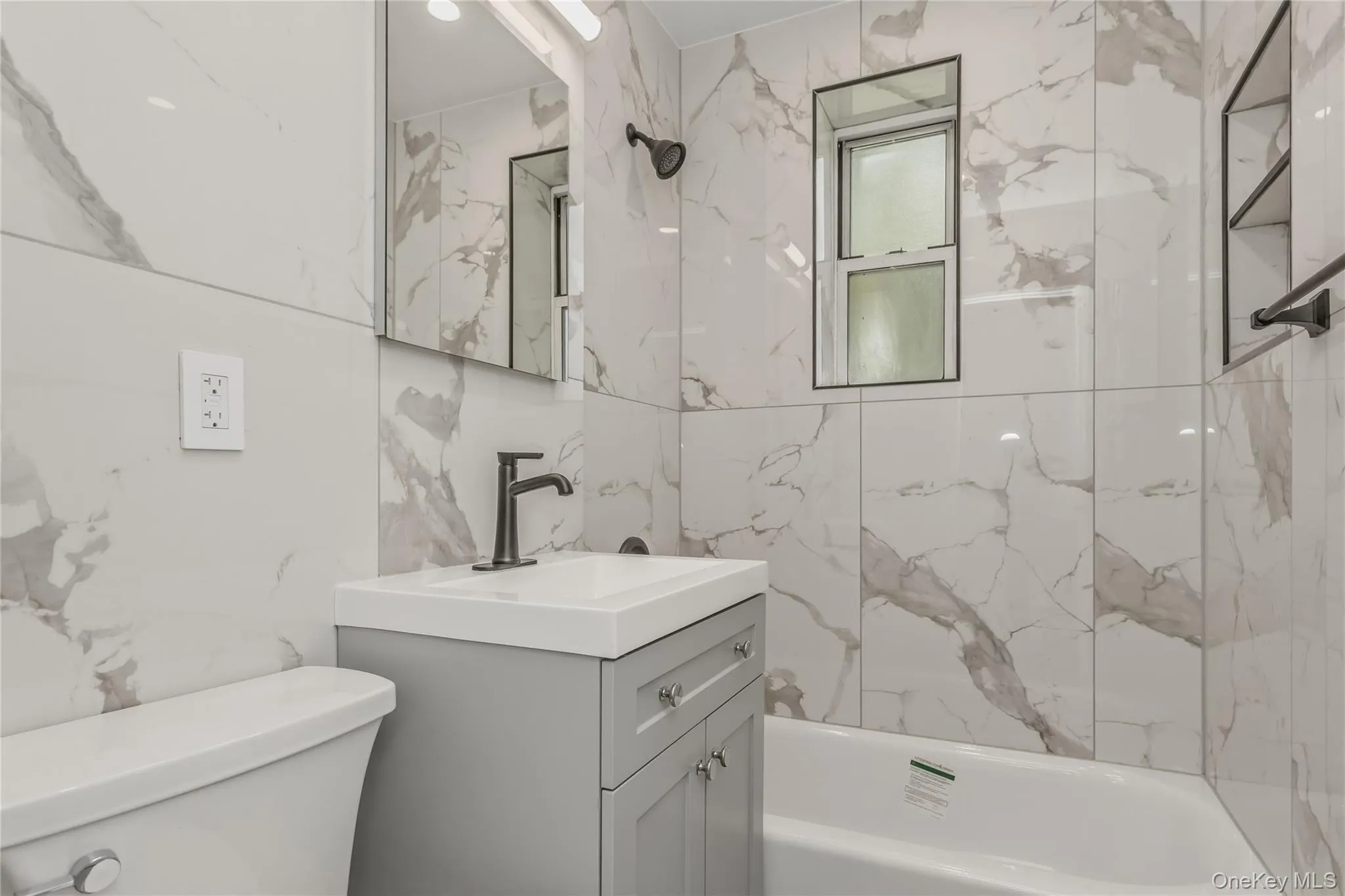 51-34 30 Avenue, New York, NY, 3 Bedrooms Bedrooms, 6 Rooms Rooms,1 BathroomBathrooms,Residential,For Rent,30,0,1007609 51-34 30 Avenue, New York, NY, 3 Bedrooms Bedrooms, 6 Rooms Rooms,1 BathroomBathrooms,Residential,For Rent,30,0,1007609