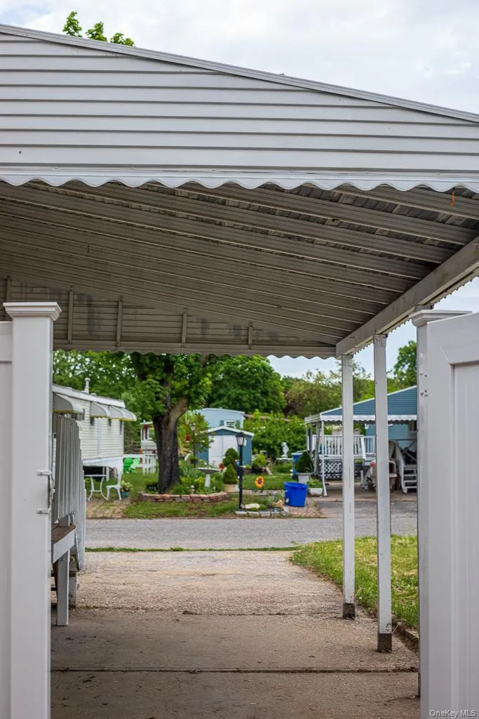 awning awning