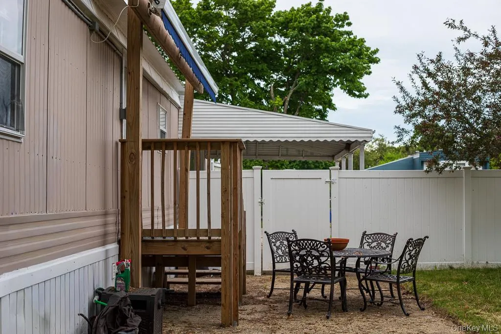 74 Revere Drive, Islip, NY, 2 Bedrooms Bedrooms, 4 Rooms Rooms,1 BathroomBathrooms,Residential,For Rent,Revere,0,1007611 74 Revere Drive, Islip, NY, 2 Bedrooms Bedrooms, 4 Rooms Rooms,1 BathroomBathrooms,Residential,For Rent,Revere,0,1007611