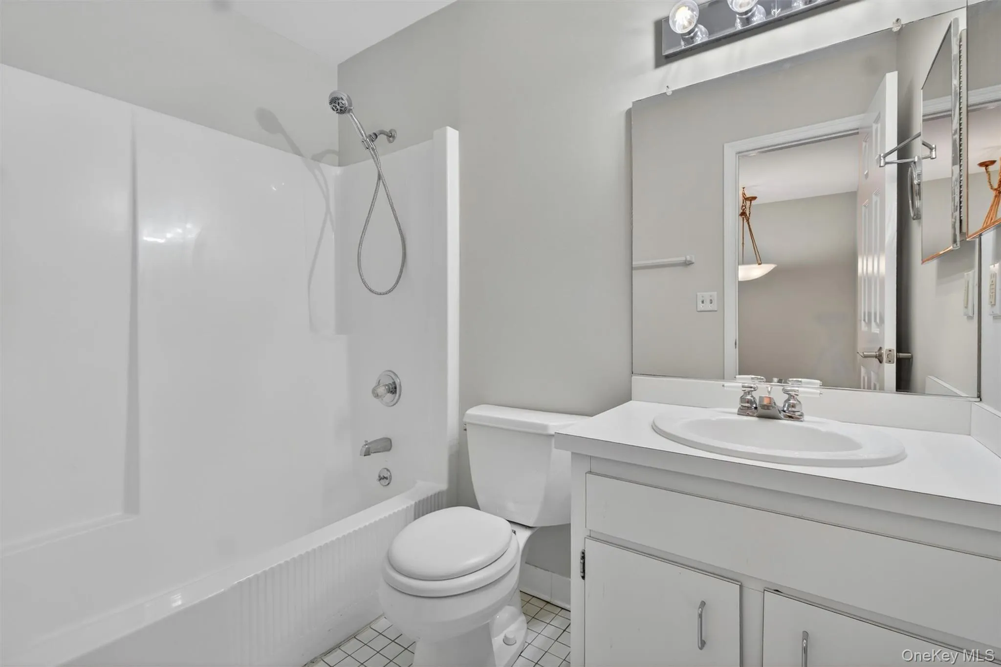 6 Old Lake Road, Clarkstown, NY, 3 Bedrooms Bedrooms, 8 Rooms Rooms,2 BathroomsBathrooms,Residential,For Rent,Old Lake,0,1007612 6 Old Lake Road, Clarkstown, NY, 3 Bedrooms Bedrooms, 8 Rooms Rooms,2 BathroomsBathrooms,Residential,For Rent,Old Lake,0,1007612