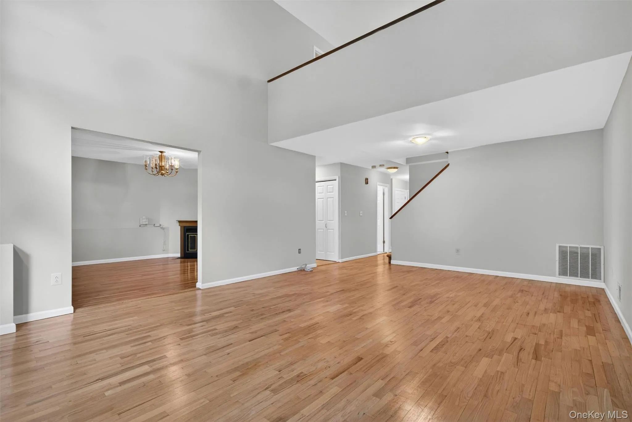 6 Old Lake Road, Clarkstown, NY, 3 Bedrooms Bedrooms, 8 Rooms Rooms,2 BathroomsBathrooms,Residential,For Rent,Old Lake,0,1007612 6 Old Lake Road, Clarkstown, NY, 3 Bedrooms Bedrooms, 8 Rooms Rooms,2 BathroomsBathrooms,Residential,For Rent,Old Lake,0,1007612