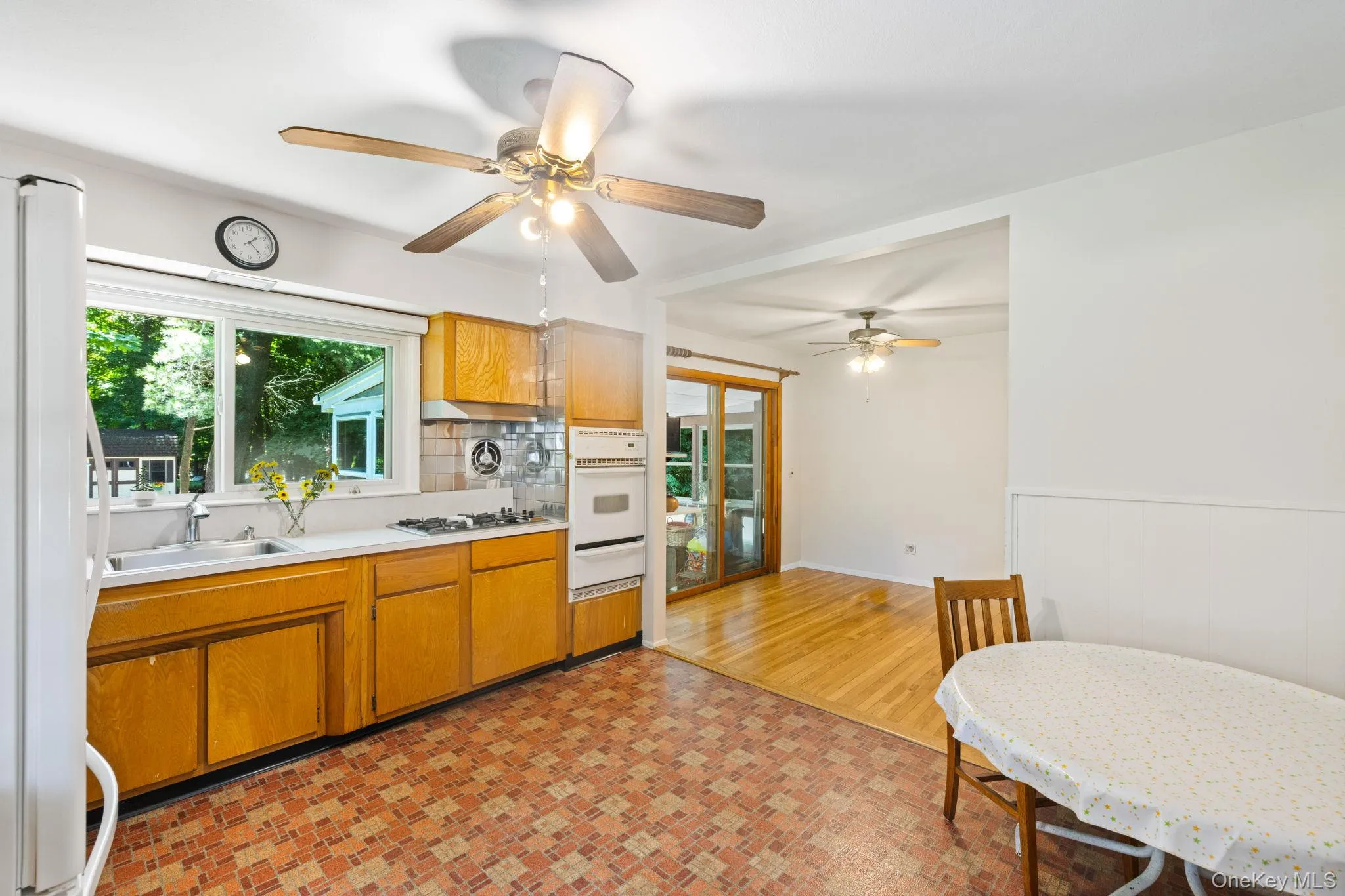 13 Lillian Drive, Ramapo, NY, 2 Bedrooms Bedrooms, 6 Rooms Rooms,2 BathroomsBathrooms,Residential,For Rent,Lillian,0,1007616 13 Lillian Drive, Ramapo, NY, 2 Bedrooms Bedrooms, 6 Rooms Rooms,2 BathroomsBathrooms,Residential,For Rent,Lillian,0,1007616