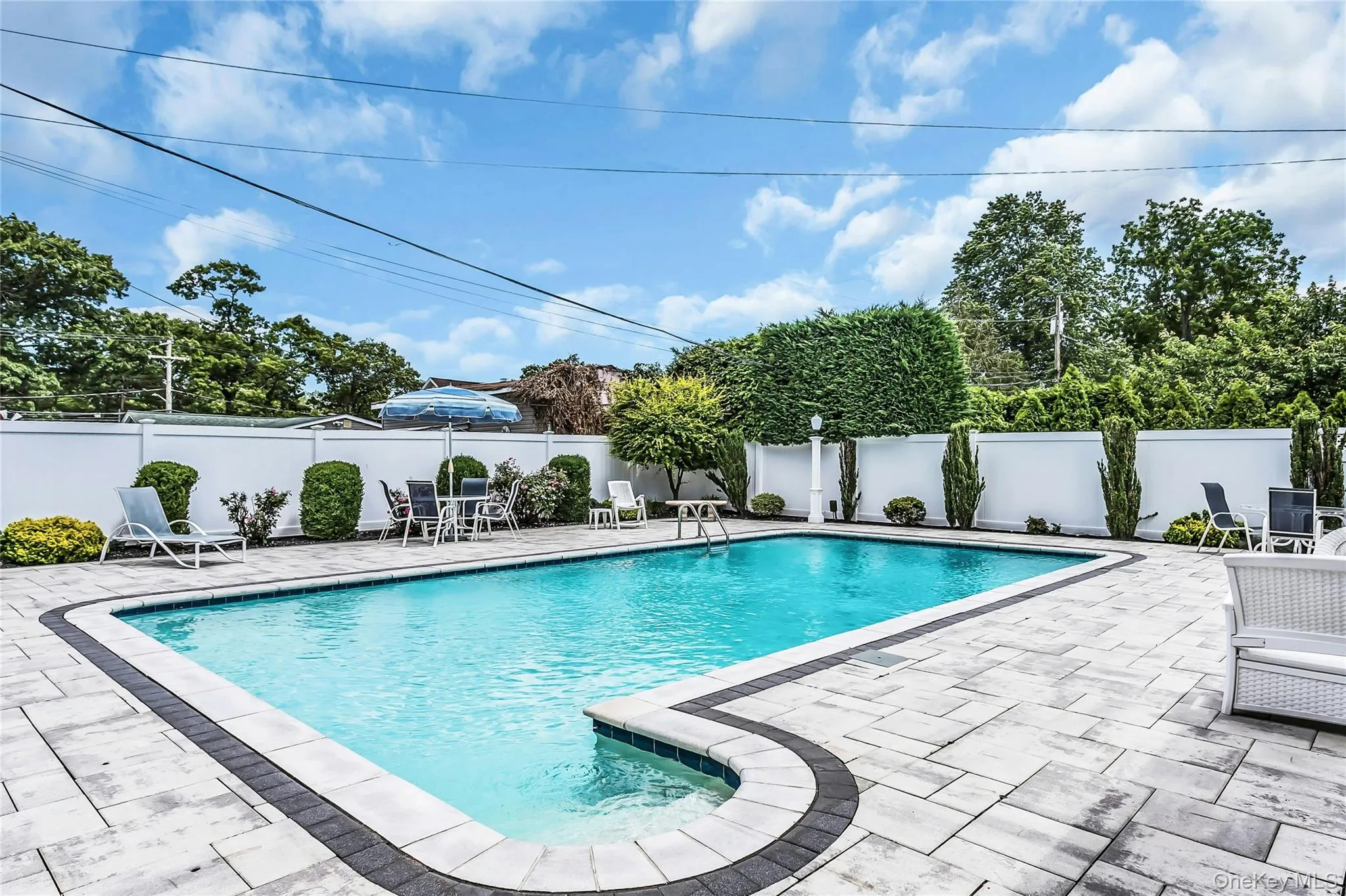 323 Richard Street, Hempstead, NY, 3 Bedrooms Bedrooms, 7 Rooms Rooms,1 BathroomBathrooms,Residential,For Rent,Richard,0,1007617 323 Richard Street, Hempstead, NY, 3 Bedrooms Bedrooms, 7 Rooms Rooms,1 BathroomBathrooms,Residential,For Rent,Richard,0,1007617