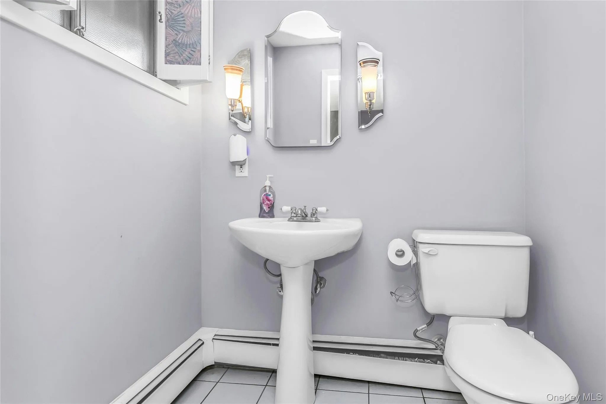 323 Richard Street, Hempstead, NY, 3 Bedrooms Bedrooms, 7 Rooms Rooms,1 BathroomBathrooms,Residential,For Rent,Richard,0,1007617 323 Richard Street, Hempstead, NY, 3 Bedrooms Bedrooms, 7 Rooms Rooms,1 BathroomBathrooms,Residential,For Rent,Richard,0,1007617