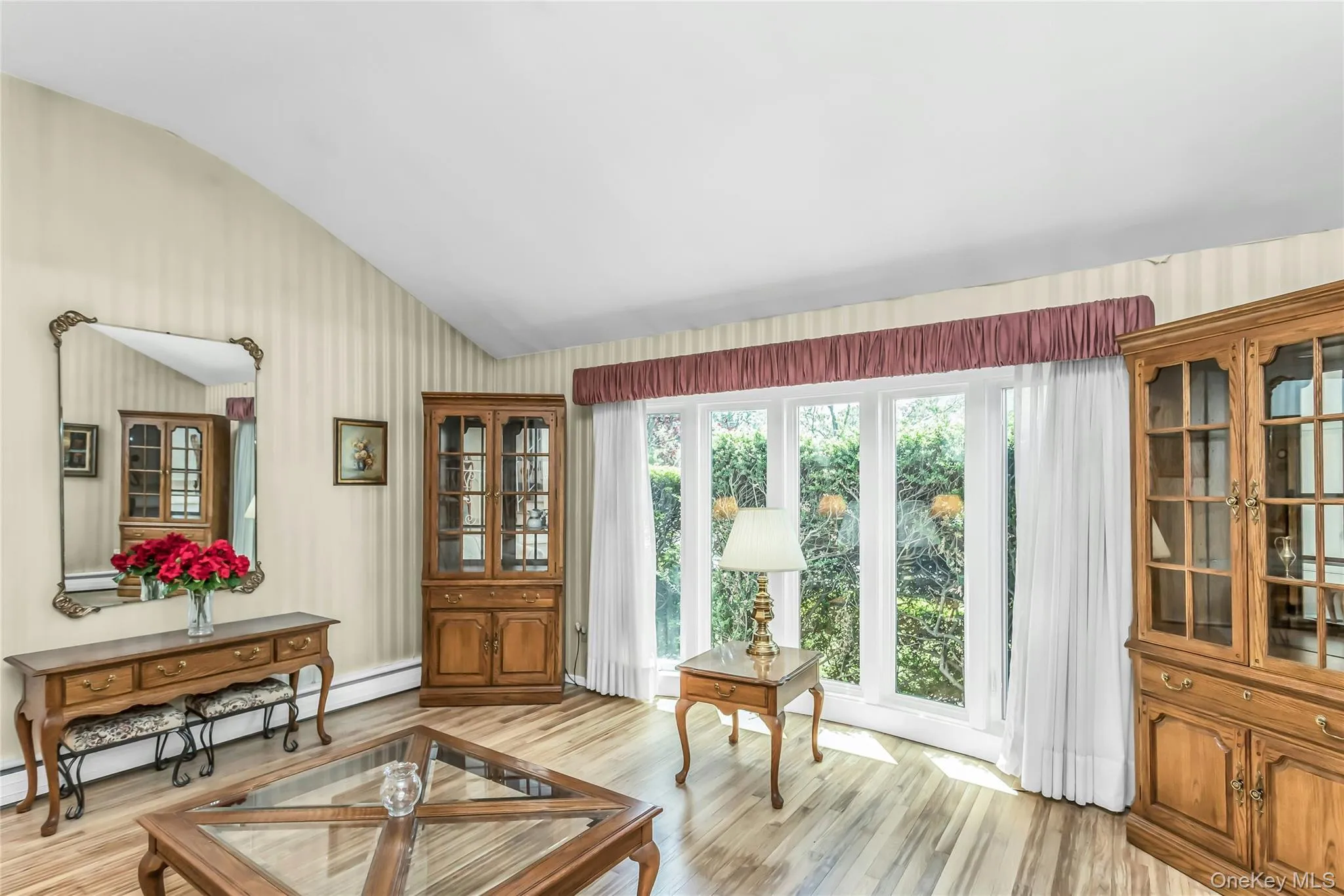323 Richard Street, Hempstead, NY, 3 Bedrooms Bedrooms, 7 Rooms Rooms,1 BathroomBathrooms,Residential,For Rent,Richard,0,1007617 323 Richard Street, Hempstead, NY, 3 Bedrooms Bedrooms, 7 Rooms Rooms,1 BathroomBathrooms,Residential,For Rent,Richard,0,1007617
