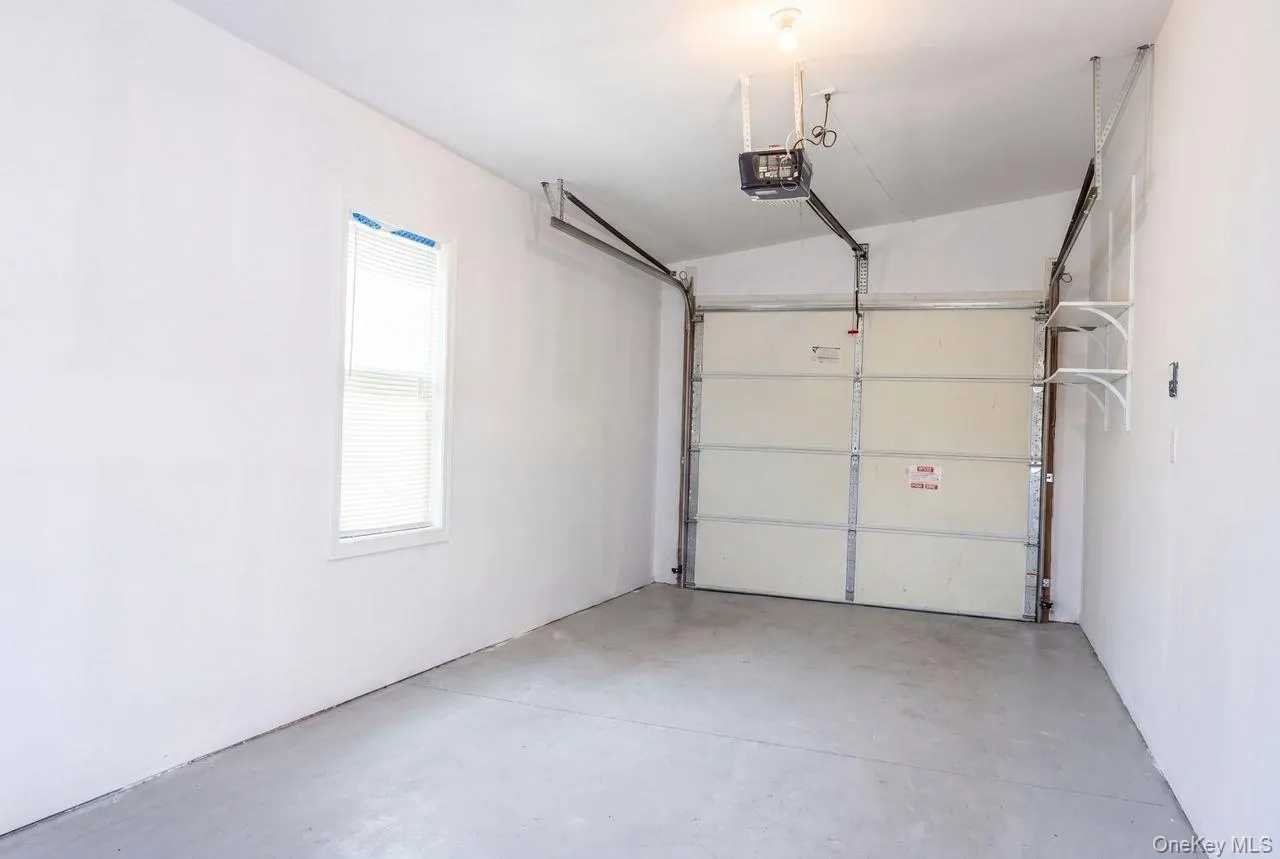 47 Walnut Avenue, Babylon, NY, 3 Bedrooms Bedrooms, 7 Rooms Rooms,2 BathroomsBathrooms,Residential,For Rent,Walnut,0,1007618 47 Walnut Avenue, Babylon, NY, 3 Bedrooms Bedrooms, 7 Rooms Rooms,2 BathroomsBathrooms,Residential,For Rent,Walnut,0,1007618