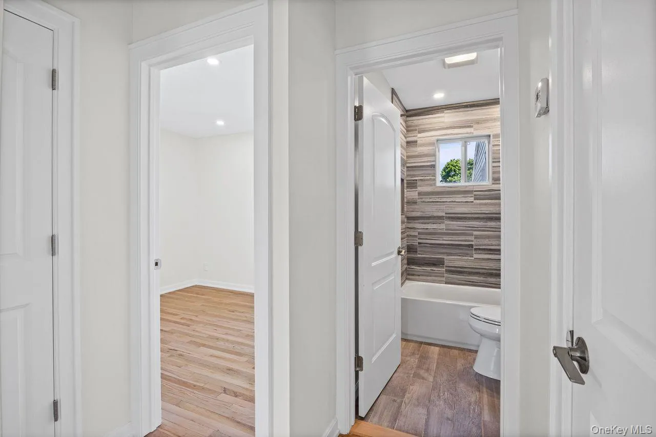 47 Walnut Avenue, Babylon, NY, 3 Bedrooms Bedrooms, 7 Rooms Rooms,2 BathroomsBathrooms,Residential,For Rent,Walnut,0,1007618 47 Walnut Avenue, Babylon, NY, 3 Bedrooms Bedrooms, 7 Rooms Rooms,2 BathroomsBathrooms,Residential,For Rent,Walnut,0,1007618