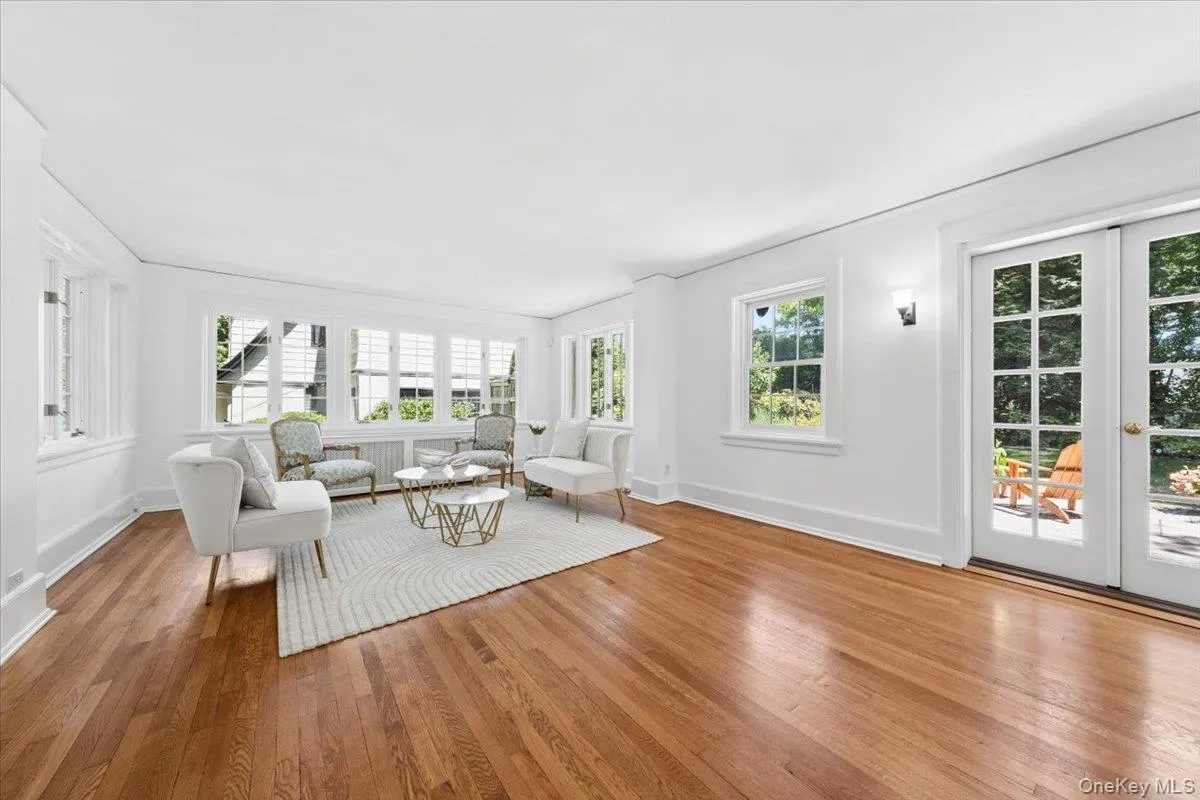 65 Wildwood Road, New Rochelle, NY, 5 Bedrooms Bedrooms, 8 Rooms Rooms,3 BathroomsBathrooms,Residential,For Rent,Wildwood,0,1007621 65 Wildwood Road, New Rochelle, NY, 5 Bedrooms Bedrooms, 8 Rooms Rooms,3 BathroomsBathrooms,Residential,For Rent,Wildwood,0,1007621