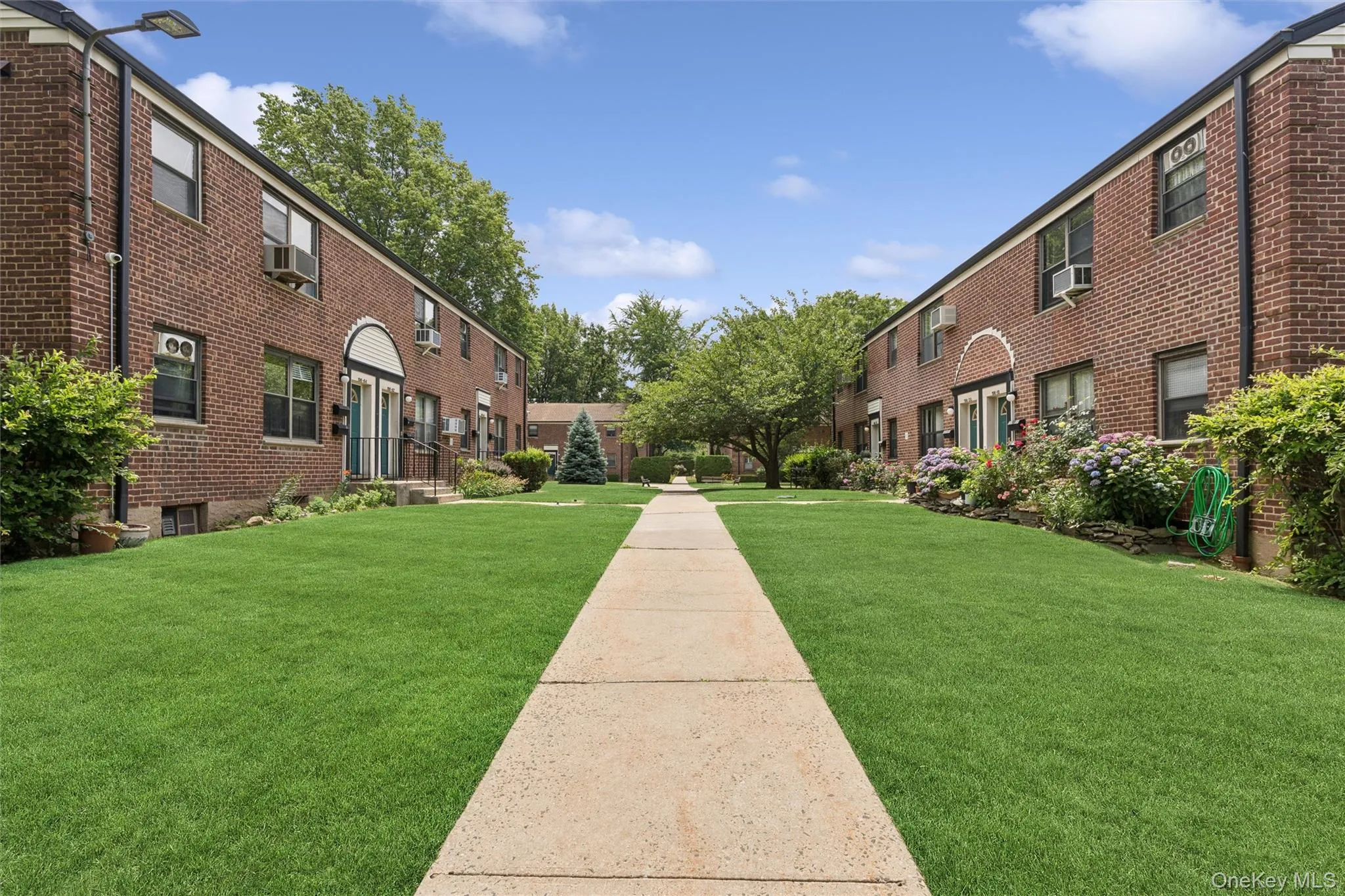 196-56 69th Avenue, New York, NY, 1 Bedroom Bedrooms, 4 Rooms Rooms,1 BathroomBathrooms,Residential,For Rent,69th,0,1007624 196-56 69th Avenue, New York, NY, 1 Bedroom Bedrooms, 4 Rooms Rooms,1 BathroomBathrooms,Residential,For Rent,69th,0,1007624