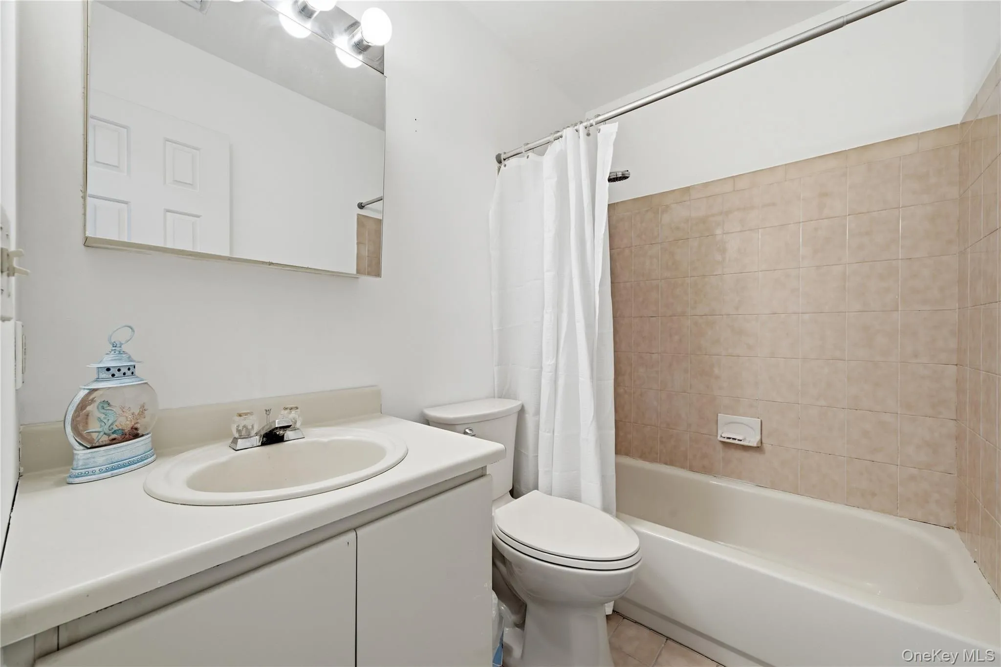 22 Indian Trace, Smithtown, NY, 3 Bedrooms Bedrooms, 6 Rooms Rooms,2 BathroomsBathrooms,Residential,For Rent,Indian,0,1007626 22 Indian Trace, Smithtown, NY, 3 Bedrooms Bedrooms, 6 Rooms Rooms,2 BathroomsBathrooms,Residential,For Rent,Indian,0,1007626