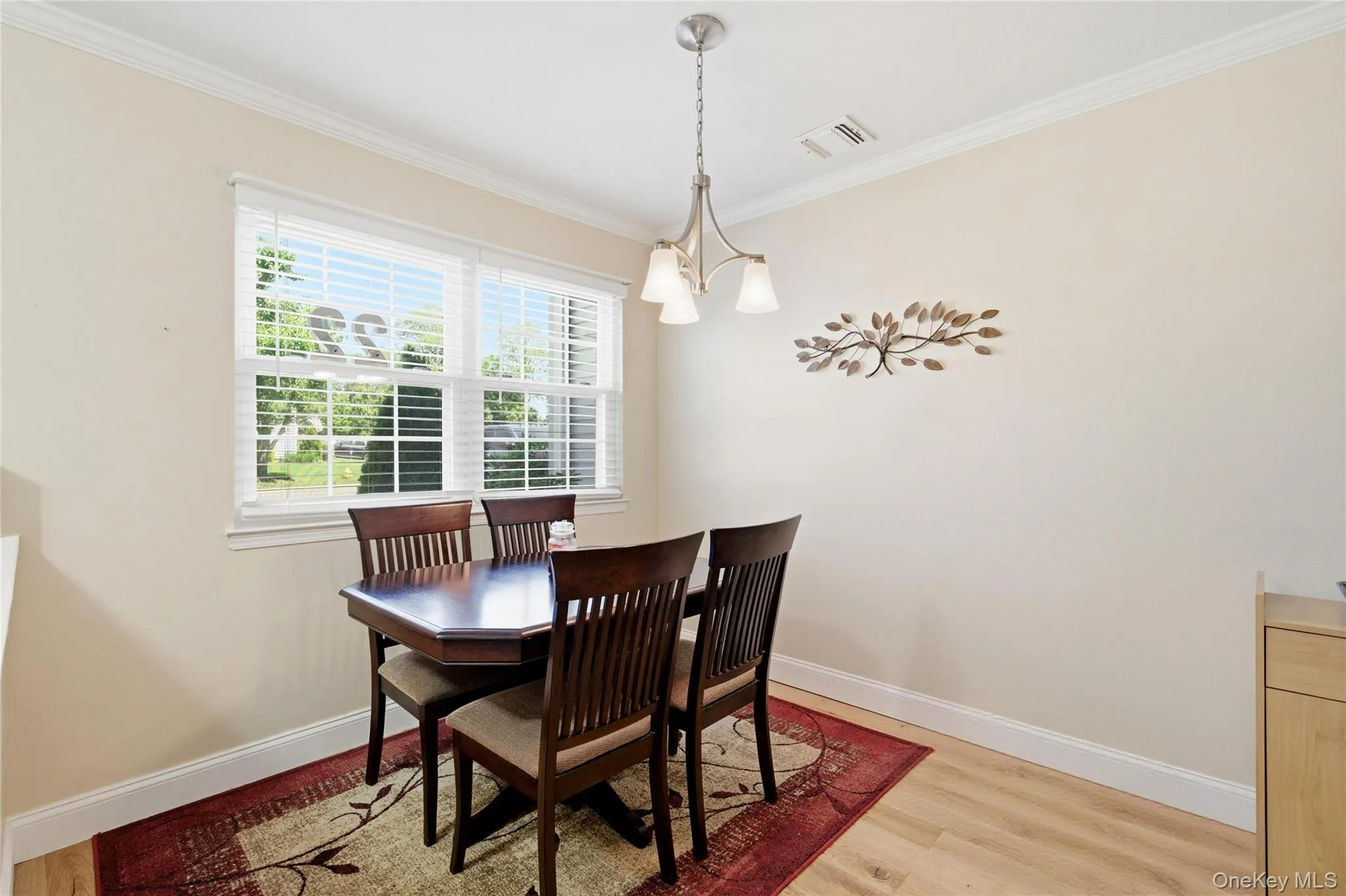 22 Indian Trace, Smithtown, NY, 3 Bedrooms Bedrooms, 6 Rooms Rooms,2 BathroomsBathrooms,Residential,For Rent,Indian,0,1007626 22 Indian Trace, Smithtown, NY, 3 Bedrooms Bedrooms, 6 Rooms Rooms,2 BathroomsBathrooms,Residential,For Rent,Indian,0,1007626