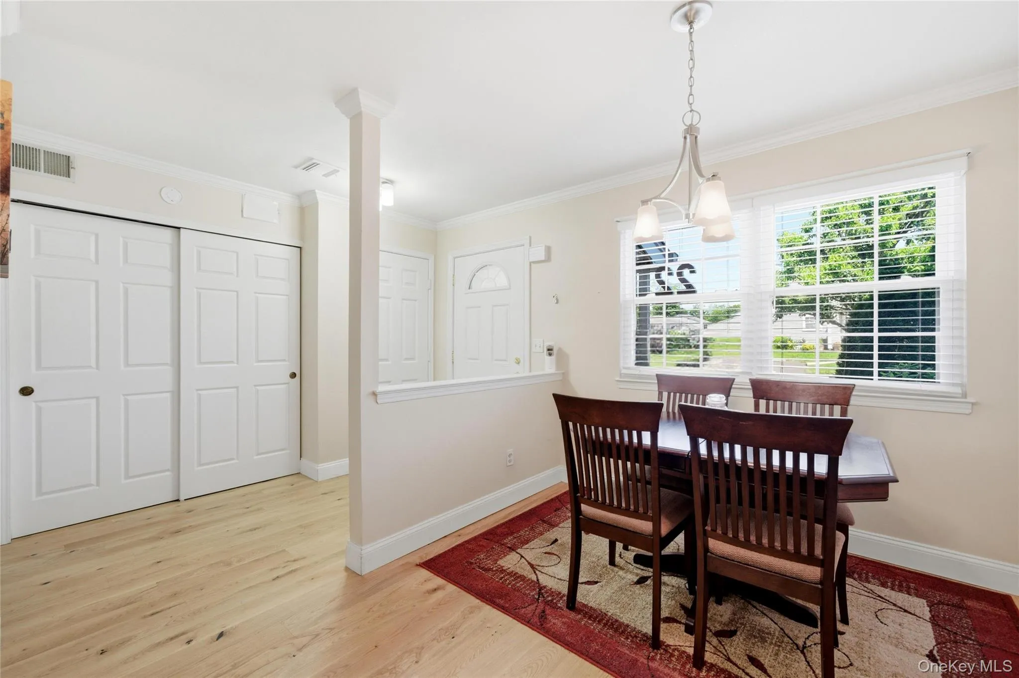 22 Indian Trace, Smithtown, NY, 3 Bedrooms Bedrooms, 6 Rooms Rooms,2 BathroomsBathrooms,Residential,For Rent,Indian,0,1007626 22 Indian Trace, Smithtown, NY, 3 Bedrooms Bedrooms, 6 Rooms Rooms,2 BathroomsBathrooms,Residential,For Rent,Indian,0,1007626
