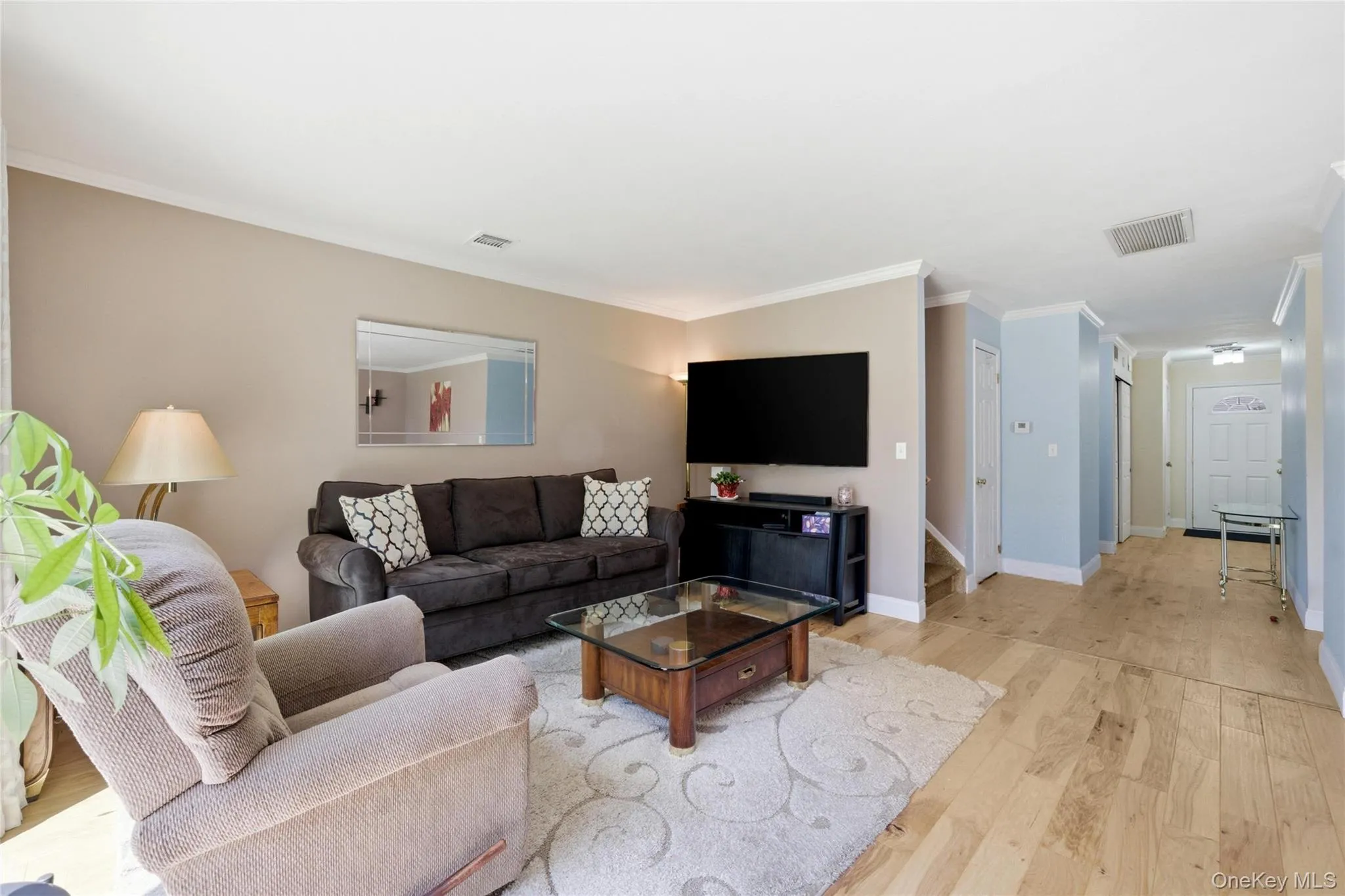 22 Indian Trace, Smithtown, NY, 3 Bedrooms Bedrooms, 6 Rooms Rooms,2 BathroomsBathrooms,Residential,For Rent,Indian,0,1007626 22 Indian Trace, Smithtown, NY, 3 Bedrooms Bedrooms, 6 Rooms Rooms,2 BathroomsBathrooms,Residential,For Rent,Indian,0,1007626
