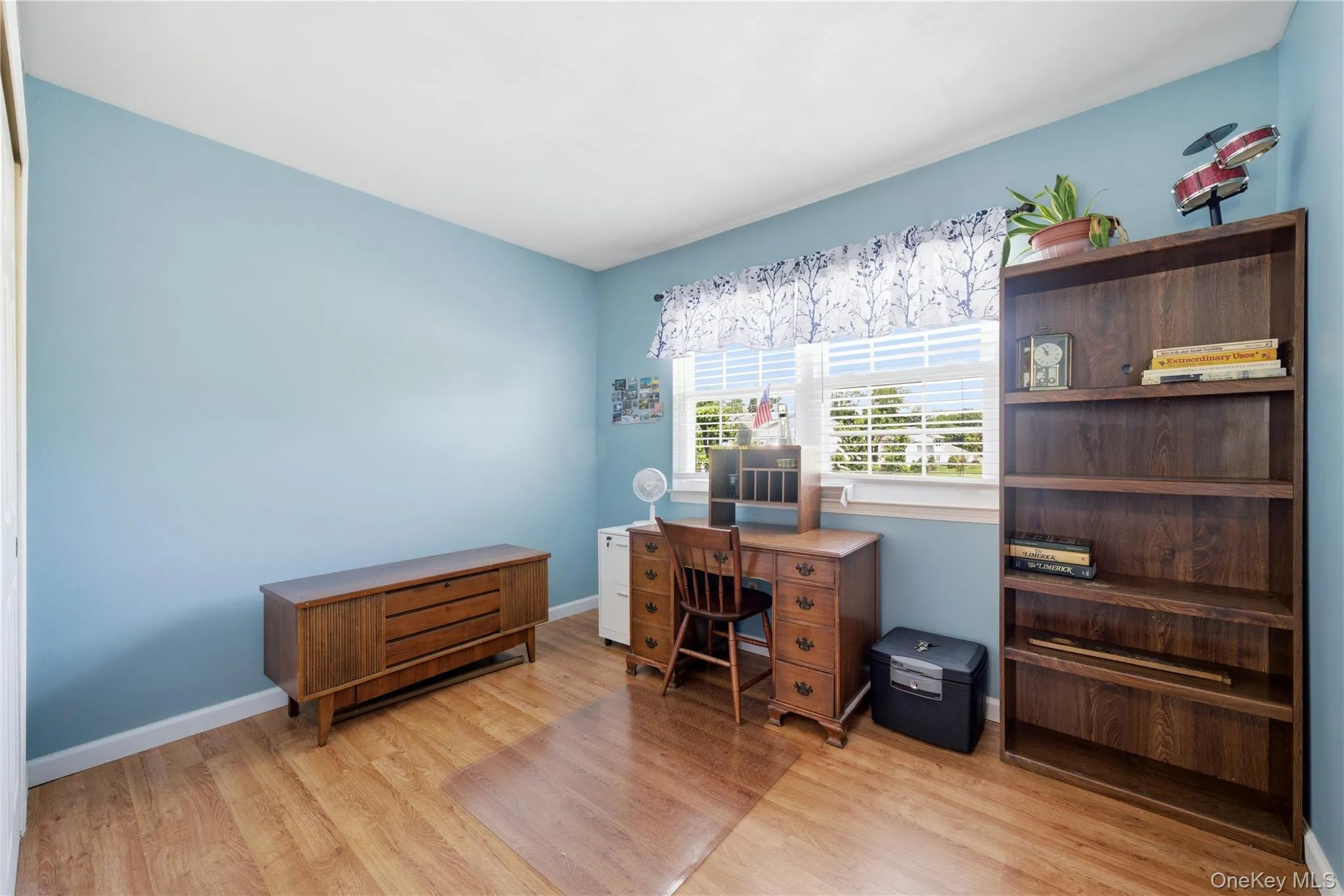 22 Indian Trace, Smithtown, NY, 3 Bedrooms Bedrooms, 6 Rooms Rooms,2 BathroomsBathrooms,Residential,For Rent,Indian,0,1007626 22 Indian Trace, Smithtown, NY, 3 Bedrooms Bedrooms, 6 Rooms Rooms,2 BathroomsBathrooms,Residential,For Rent,Indian,0,1007626