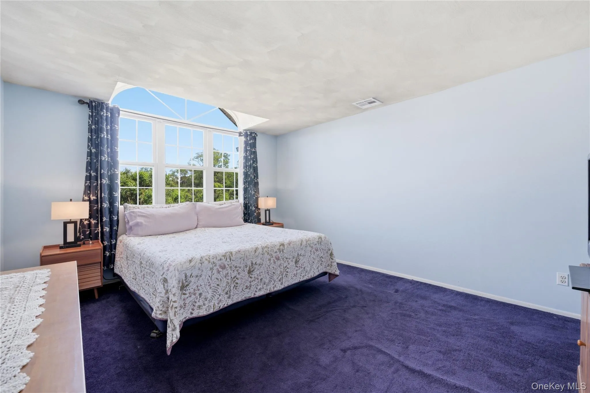 22 Indian Trace, Smithtown, NY, 3 Bedrooms Bedrooms, 6 Rooms Rooms,2 BathroomsBathrooms,Residential,For Rent,Indian,0,1007626 22 Indian Trace, Smithtown, NY, 3 Bedrooms Bedrooms, 6 Rooms Rooms,2 BathroomsBathrooms,Residential,For Rent,Indian,0,1007626