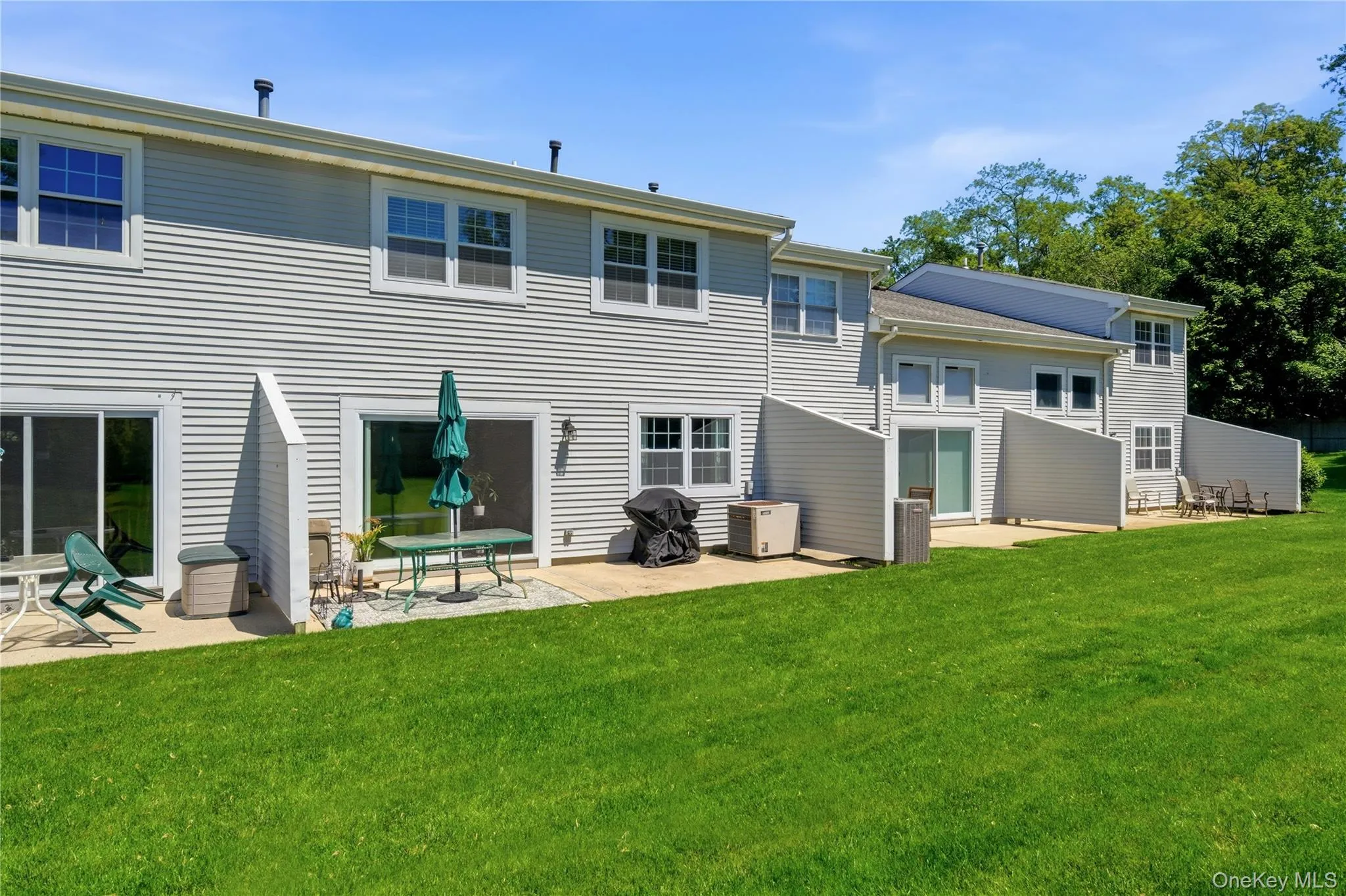 22 Indian Trace, Smithtown, NY, 3 Bedrooms Bedrooms, 6 Rooms Rooms,2 BathroomsBathrooms,Residential,For Rent,Indian,0,1007626 22 Indian Trace, Smithtown, NY, 3 Bedrooms Bedrooms, 6 Rooms Rooms,2 BathroomsBathrooms,Residential,For Rent,Indian,0,1007626