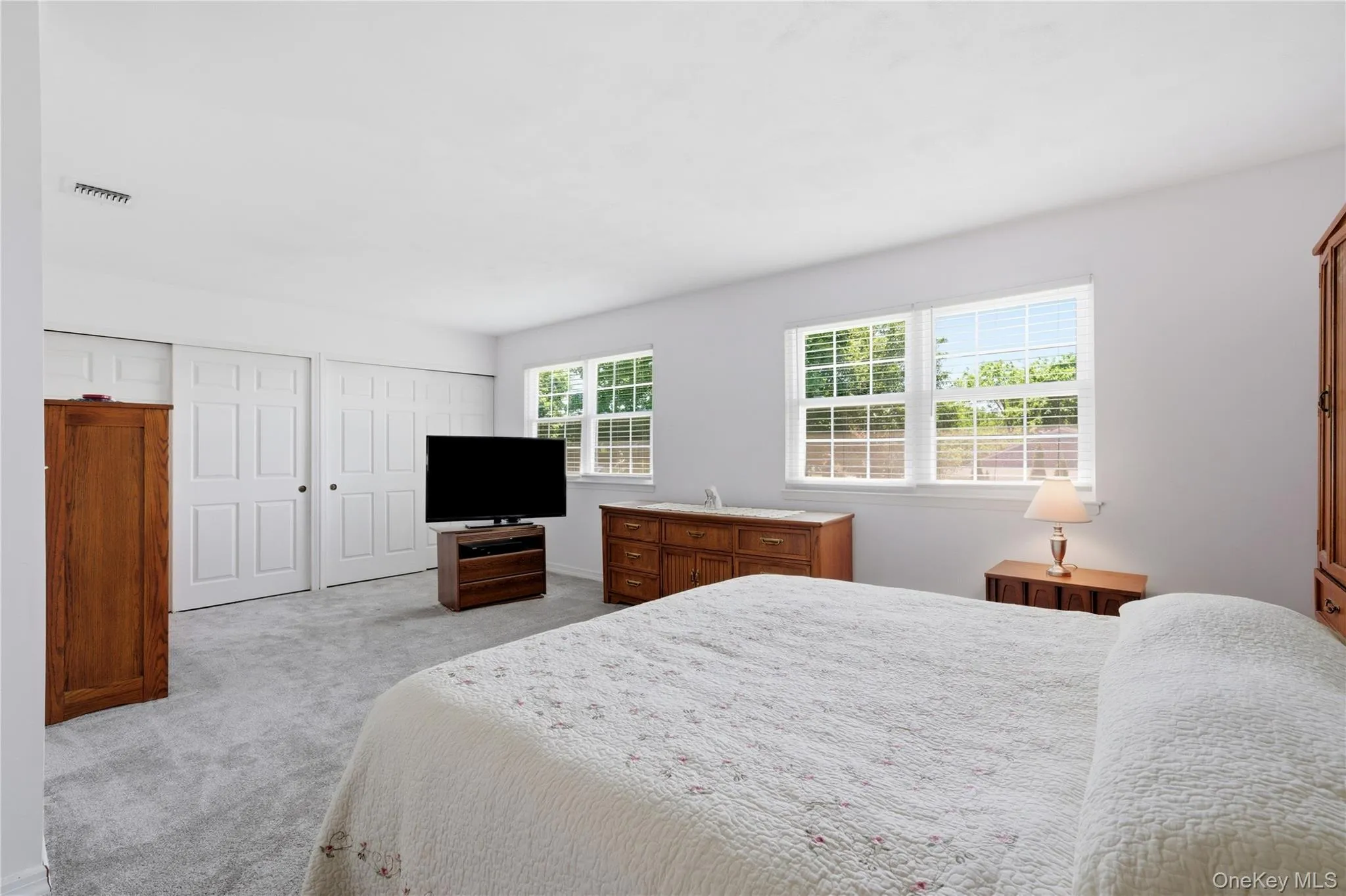 22 Indian Trace, Smithtown, NY, 3 Bedrooms Bedrooms, 6 Rooms Rooms,2 BathroomsBathrooms,Residential,For Rent,Indian,0,1007626 22 Indian Trace, Smithtown, NY, 3 Bedrooms Bedrooms, 6 Rooms Rooms,2 BathroomsBathrooms,Residential,For Rent,Indian,0,1007626