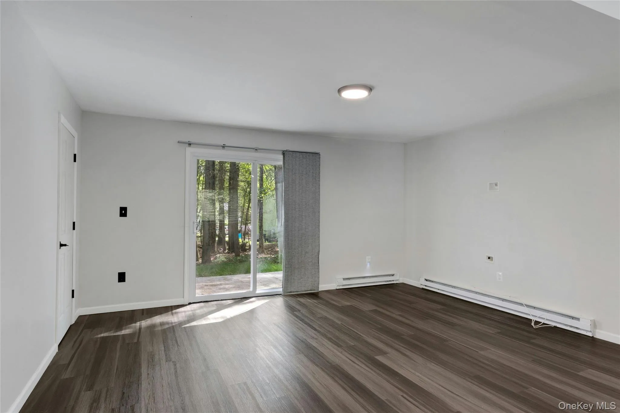 34 Elizabeth Way, Thompson, NY, 3 Bedrooms Bedrooms, 7 Rooms Rooms,2 BathroomsBathrooms,Residential,For Rent,Elizabeth,0,1007627 34 Elizabeth Way, Thompson, NY, 3 Bedrooms Bedrooms, 7 Rooms Rooms,2 BathroomsBathrooms,Residential,For Rent,Elizabeth,0,1007627