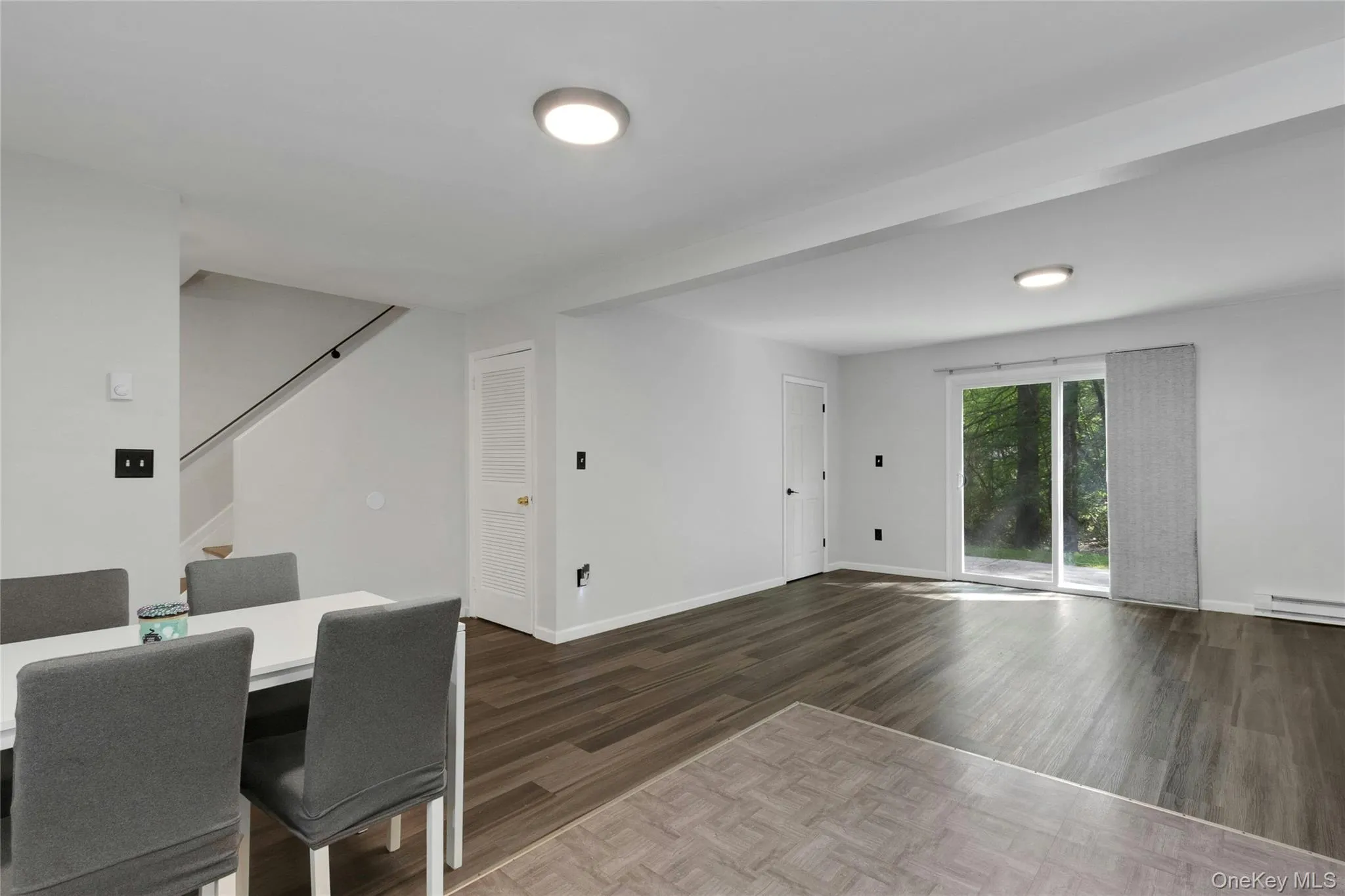 34 Elizabeth Way, Thompson, NY, 3 Bedrooms Bedrooms, 7 Rooms Rooms,2 BathroomsBathrooms,Residential,For Rent,Elizabeth,0,1007627 34 Elizabeth Way, Thompson, NY, 3 Bedrooms Bedrooms, 7 Rooms Rooms,2 BathroomsBathrooms,Residential,For Rent,Elizabeth,0,1007627