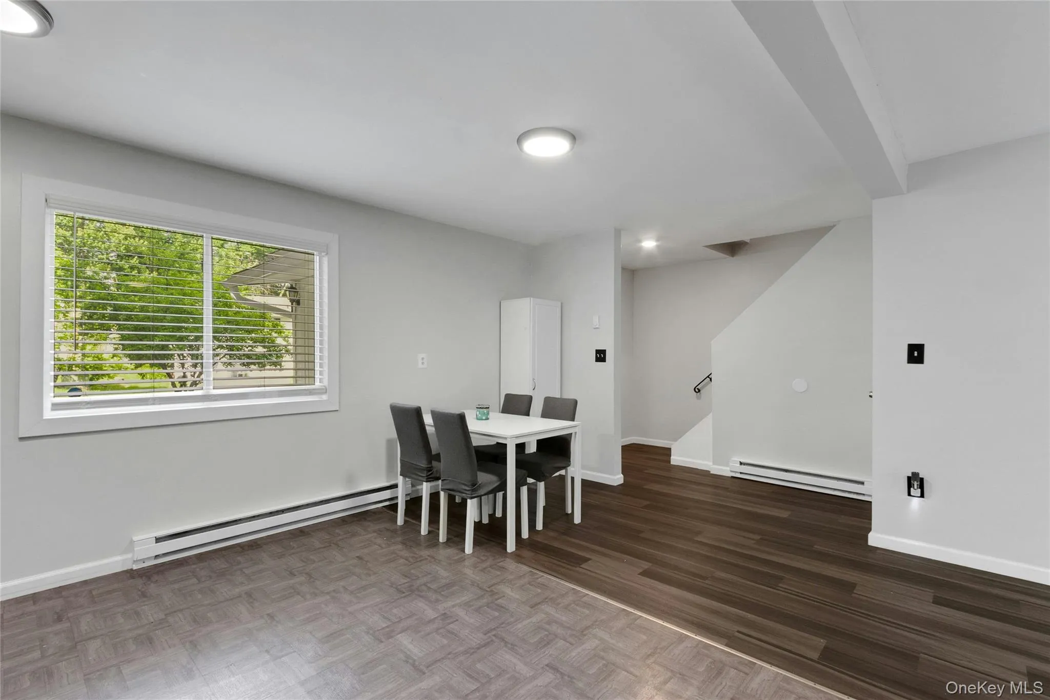 34 Elizabeth Way, Thompson, NY, 3 Bedrooms Bedrooms, 7 Rooms Rooms,2 BathroomsBathrooms,Residential,For Rent,Elizabeth,0,1007627 34 Elizabeth Way, Thompson, NY, 3 Bedrooms Bedrooms, 7 Rooms Rooms,2 BathroomsBathrooms,Residential,For Rent,Elizabeth,0,1007627