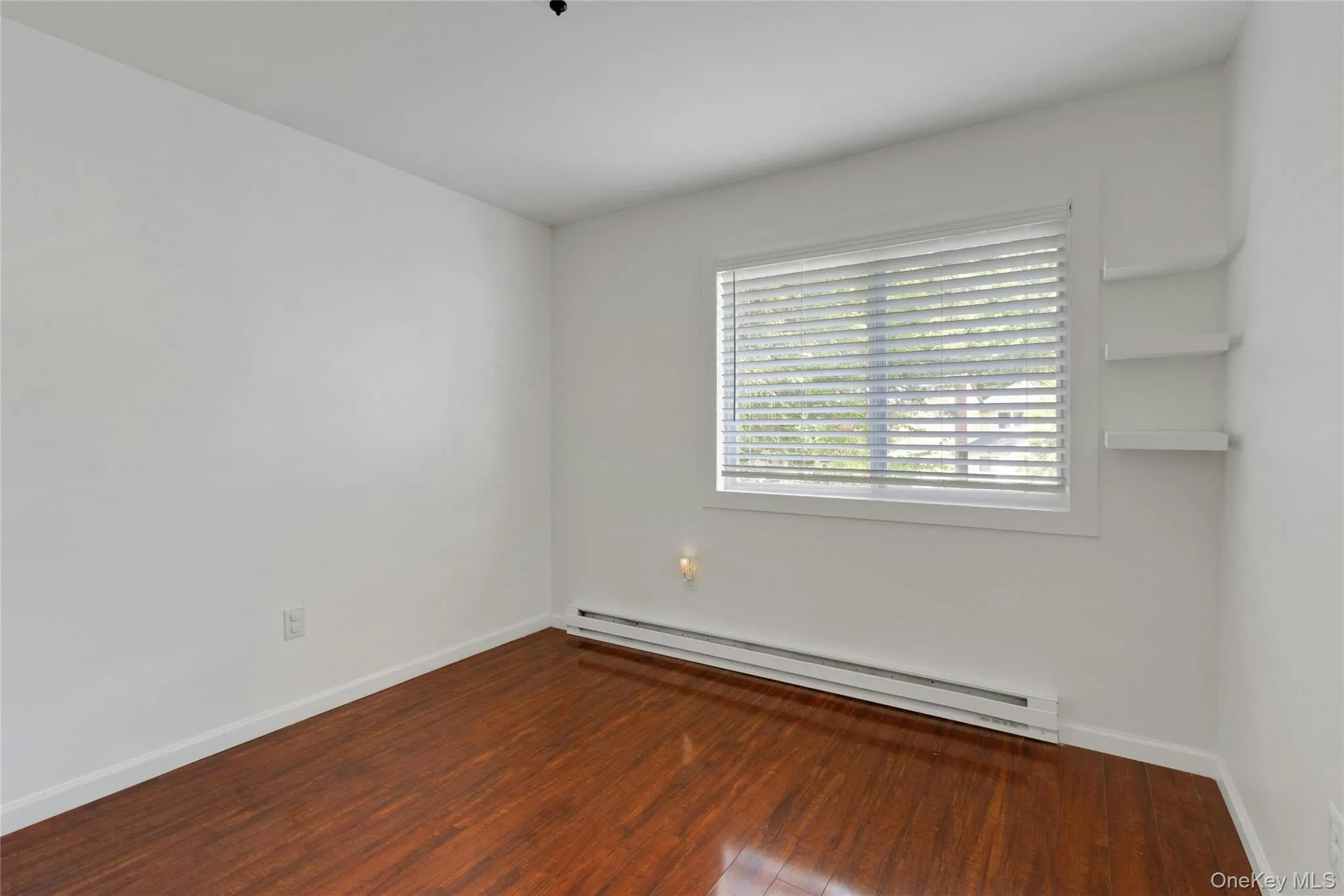 34 Elizabeth Way, Thompson, NY, 3 Bedrooms Bedrooms, 7 Rooms Rooms,2 BathroomsBathrooms,Residential,For Rent,Elizabeth,0,1007627 34 Elizabeth Way, Thompson, NY, 3 Bedrooms Bedrooms, 7 Rooms Rooms,2 BathroomsBathrooms,Residential,For Rent,Elizabeth,0,1007627