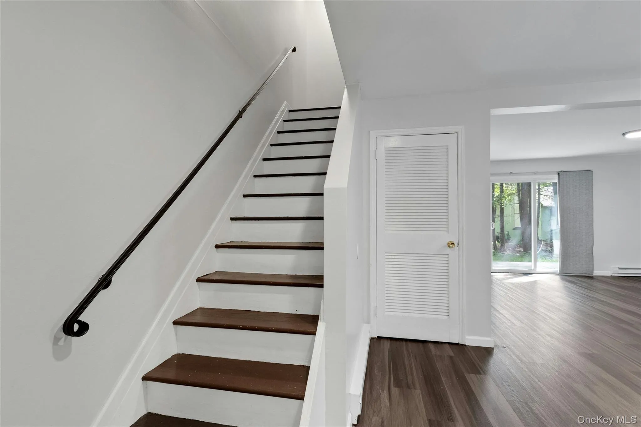 34 Elizabeth Way, Thompson, NY, 3 Bedrooms Bedrooms, 7 Rooms Rooms,2 BathroomsBathrooms,Residential,For Rent,Elizabeth,0,1007627 34 Elizabeth Way, Thompson, NY, 3 Bedrooms Bedrooms, 7 Rooms Rooms,2 BathroomsBathrooms,Residential,For Rent,Elizabeth,0,1007627