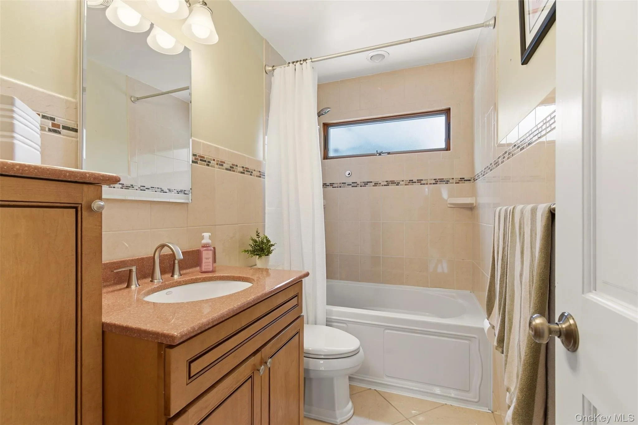 Hall Full Bathroom Hall Full Bathroom