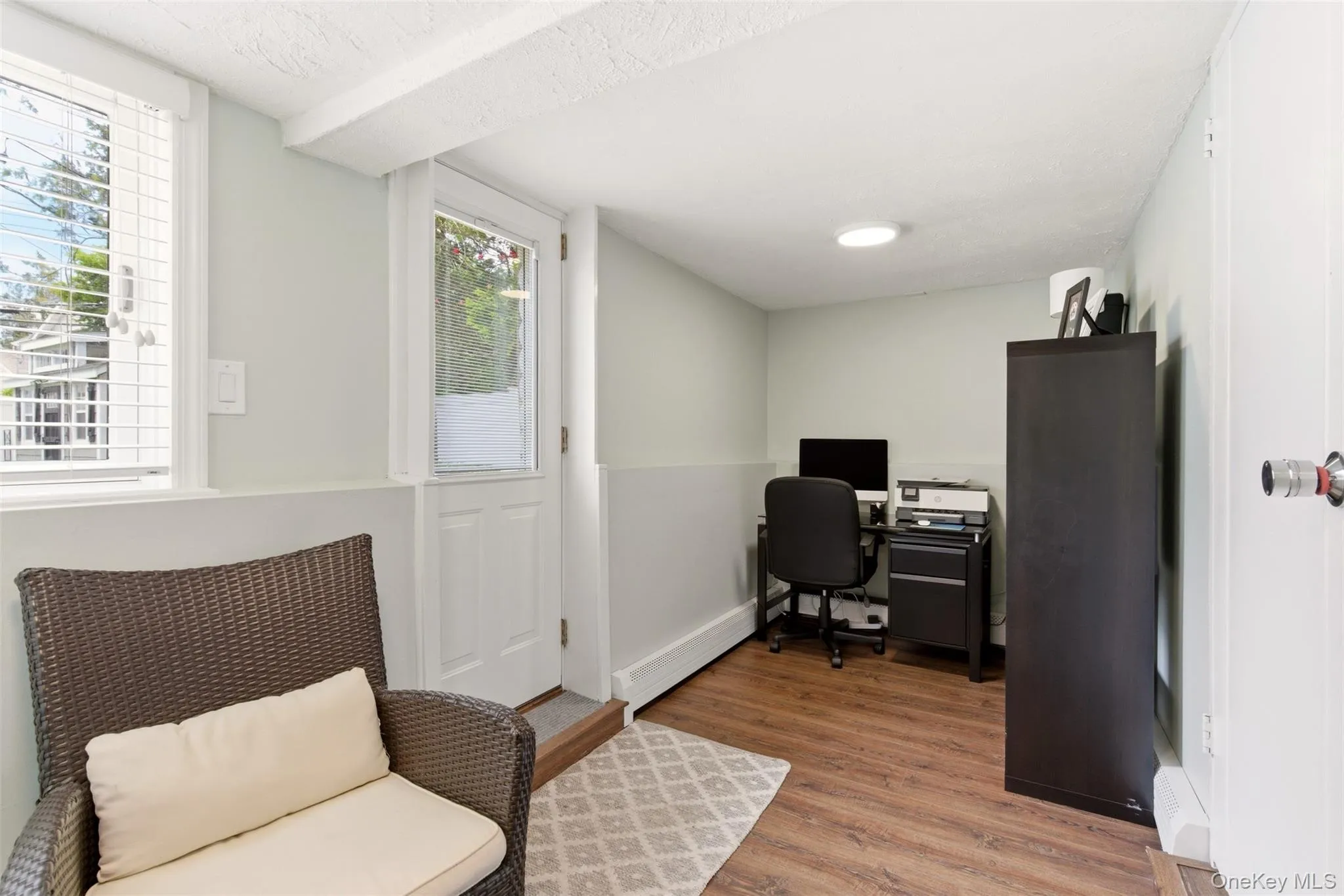 42 Kathleen Drive, Oyster Bay, NY, 3 Bedrooms Bedrooms, 7 Rooms Rooms,2 BathroomsBathrooms,Residential,For Rent,Kathleen,0,1007633 42 Kathleen Drive, Oyster Bay, NY, 3 Bedrooms Bedrooms, 7 Rooms Rooms,2 BathroomsBathrooms,Residential,For Rent,Kathleen,0,1007633