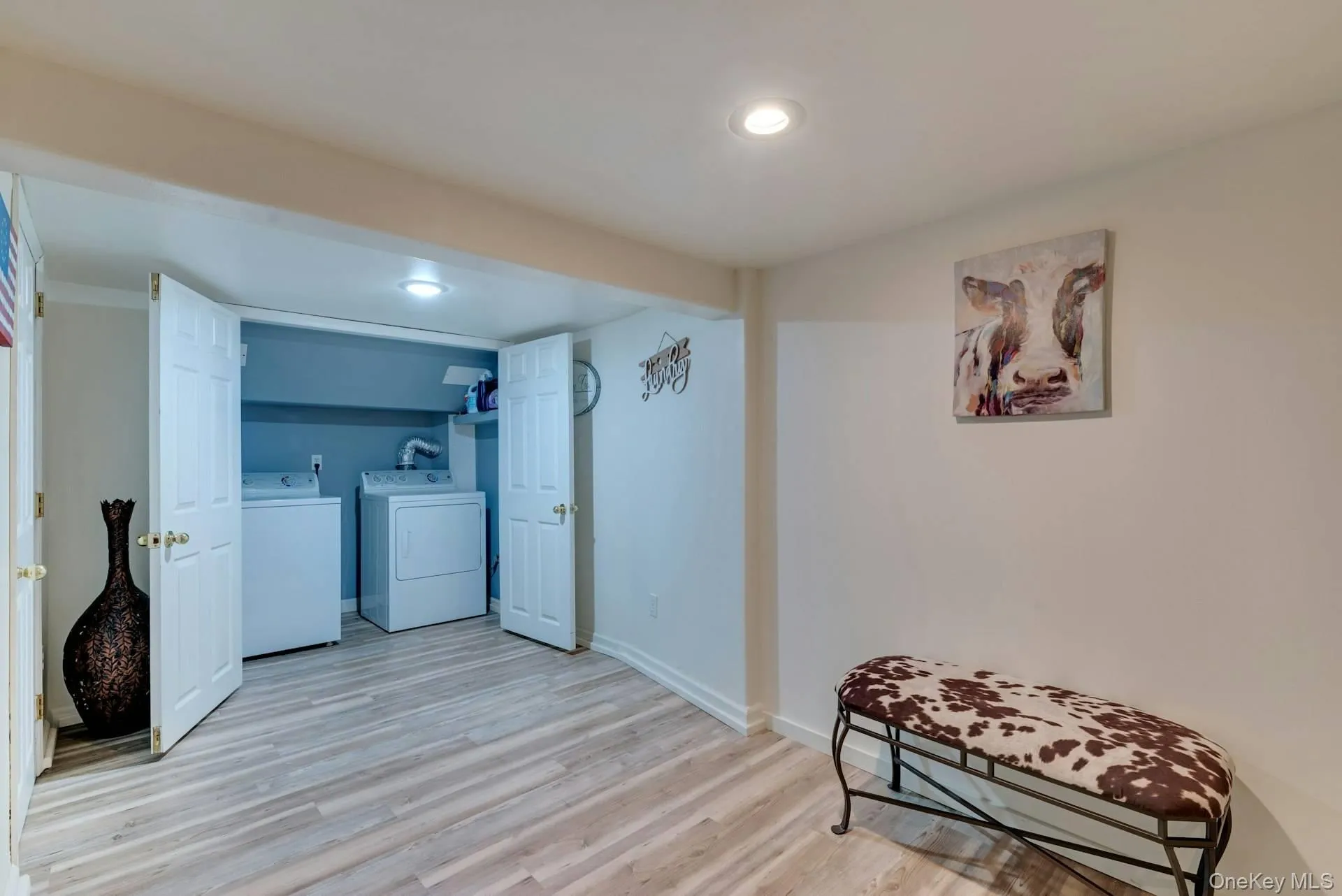 21 Jones Road, Southampton, NY, 2 Bedrooms Bedrooms, 5 Rooms Rooms,1 BathroomBathrooms,Residential,For Rent,Jones,0,1007635 21 Jones Road, Southampton, NY, 2 Bedrooms Bedrooms, 5 Rooms Rooms,1 BathroomBathrooms,Residential,For Rent,Jones,0,1007635