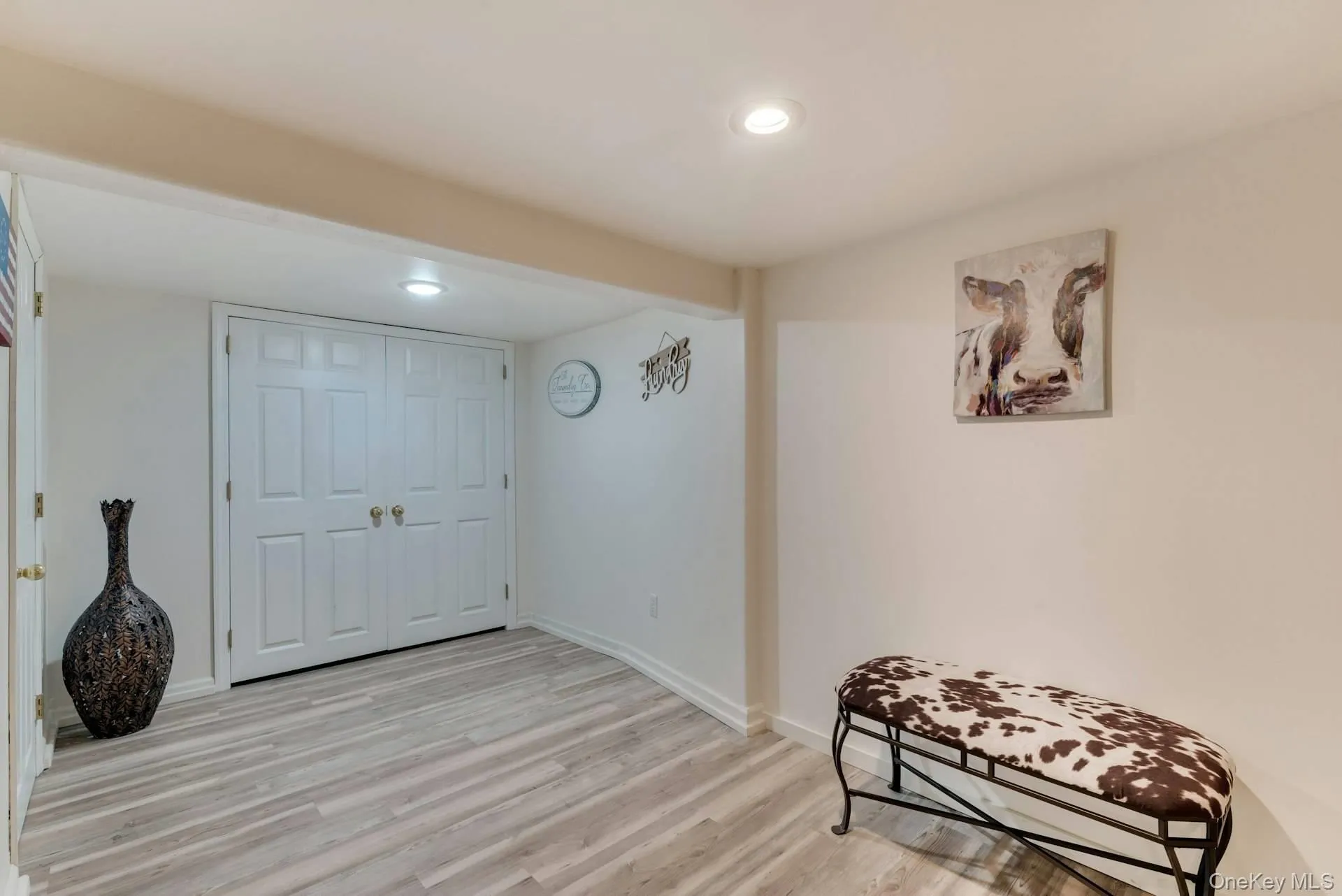 21 Jones Road, Southampton, NY, 2 Bedrooms Bedrooms, 5 Rooms Rooms,1 BathroomBathrooms,Residential,For Rent,Jones,0,1007635 21 Jones Road, Southampton, NY, 2 Bedrooms Bedrooms, 5 Rooms Rooms,1 BathroomBathrooms,Residential,For Rent,Jones,0,1007635
