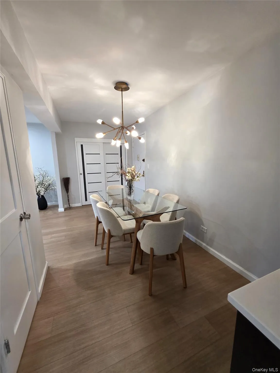 33-25 90th Street, New York, NY, 2 Bedrooms Bedrooms, 4 Rooms Rooms,1 BathroomBathrooms,Residential,For Rent,90th,0,1007637 33-25 90th Street, New York, NY, 2 Bedrooms Bedrooms, 4 Rooms Rooms,1 BathroomBathrooms,Residential,For Rent,90th,0,1007637