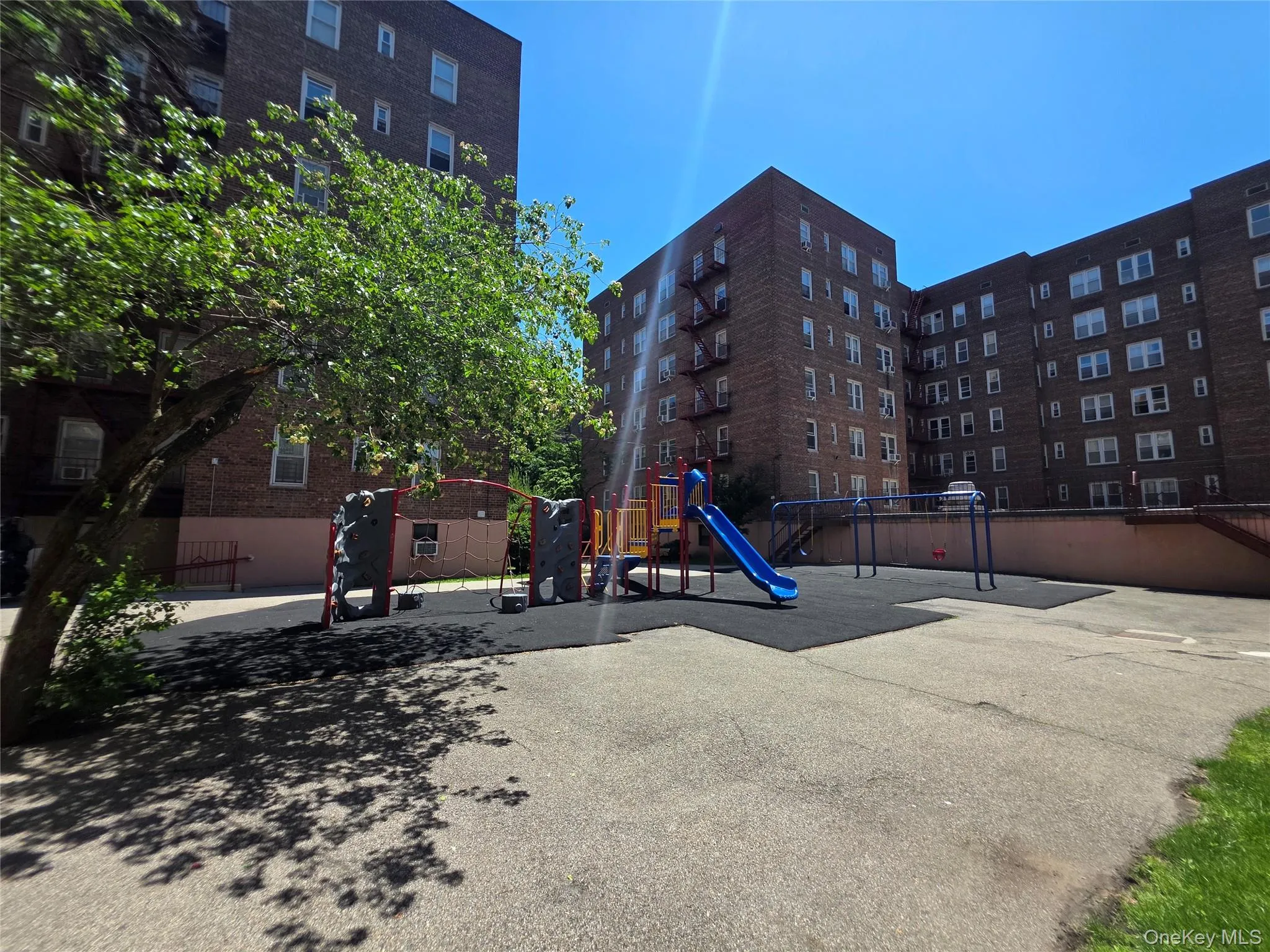 33-25 90th Street, New York, NY, 2 Bedrooms Bedrooms, 4 Rooms Rooms,1 BathroomBathrooms,Residential,For Rent,90th,0,1007637 33-25 90th Street, New York, NY, 2 Bedrooms Bedrooms, 4 Rooms Rooms,1 BathroomBathrooms,Residential,For Rent,90th,0,1007637