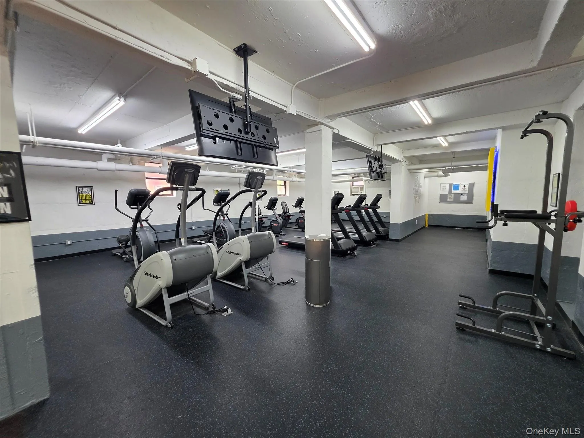 33-25 90th Street, New York, NY, 2 Bedrooms Bedrooms, 4 Rooms Rooms,1 BathroomBathrooms,Residential,For Rent,90th,0,1007637 33-25 90th Street, New York, NY, 2 Bedrooms Bedrooms, 4 Rooms Rooms,1 BathroomBathrooms,Residential,For Rent,90th,0,1007637