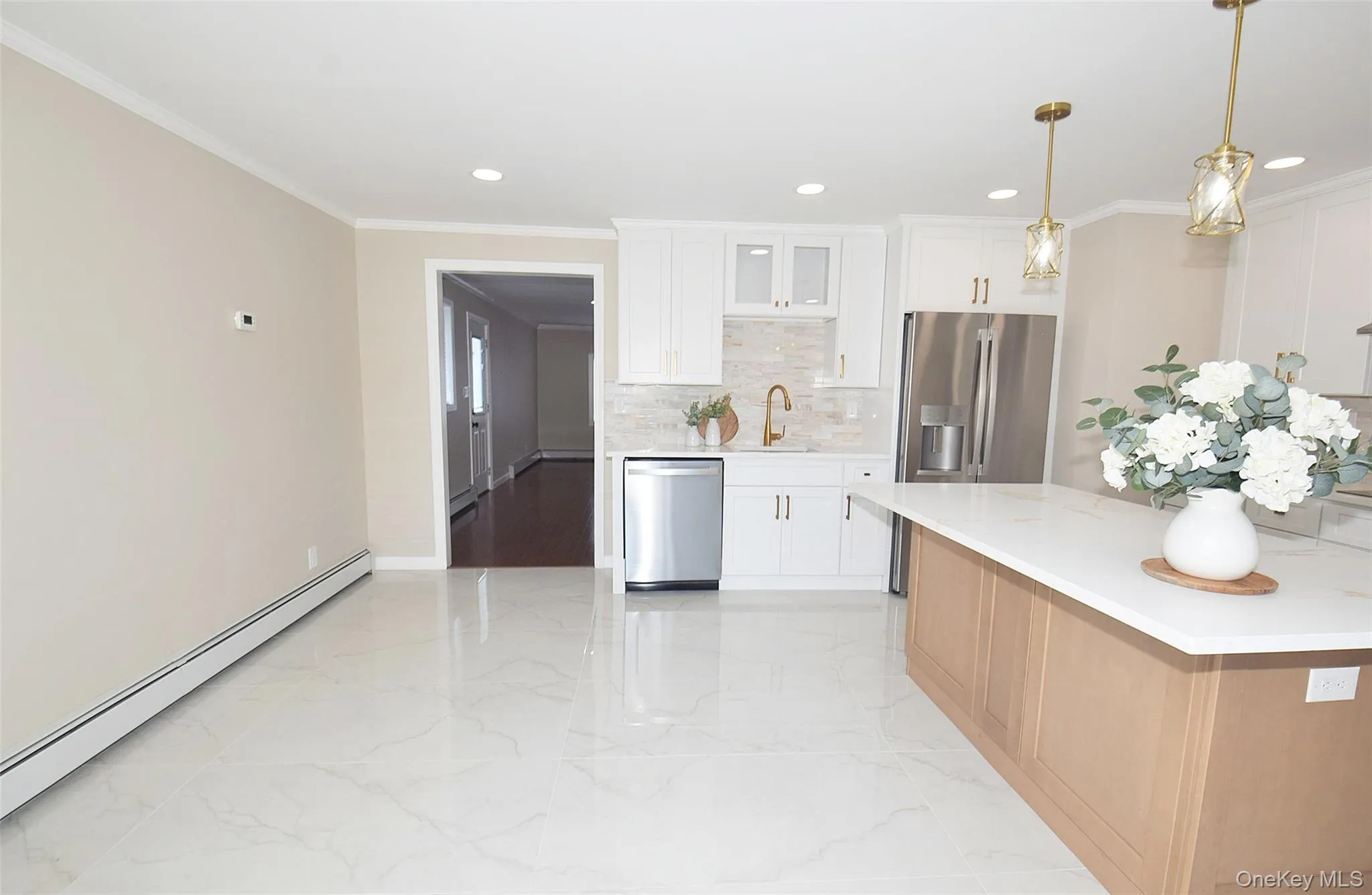 4195 Florence Road, Oyster Bay, NY, 4 Bedrooms Bedrooms, 10 Rooms Rooms,2 BathroomsBathrooms,Residential,For Rent,Florence,0,1007639 4195 Florence Road, Oyster Bay, NY, 4 Bedrooms Bedrooms, 10 Rooms Rooms,2 BathroomsBathrooms,Residential,For Rent,Florence,0,1007639
