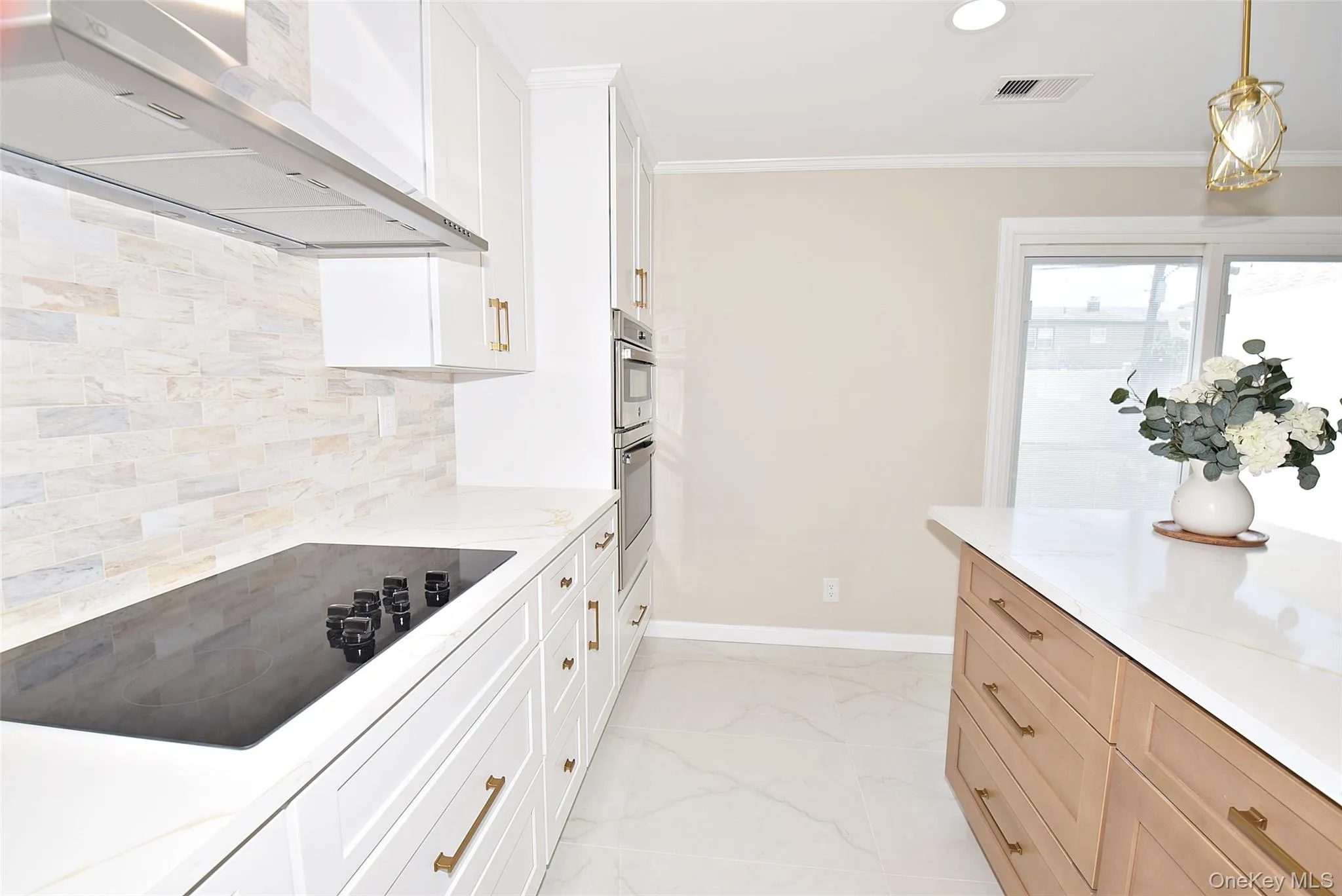 4195 Florence Road, Oyster Bay, NY, 4 Bedrooms Bedrooms, 10 Rooms Rooms,2 BathroomsBathrooms,Residential,For Rent,Florence,0,1007639 4195 Florence Road, Oyster Bay, NY, 4 Bedrooms Bedrooms, 10 Rooms Rooms,2 BathroomsBathrooms,Residential,For Rent,Florence,0,1007639