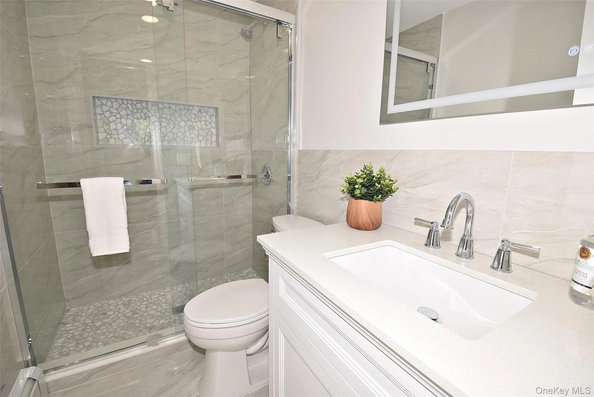 4195 Florence Road, Oyster Bay, NY, 4 Bedrooms Bedrooms, 10 Rooms Rooms,2 BathroomsBathrooms,Residential,For Rent,Florence,0,1007639 4195 Florence Road, Oyster Bay, NY, 4 Bedrooms Bedrooms, 10 Rooms Rooms,2 BathroomsBathrooms,Residential,For Rent,Florence,0,1007639