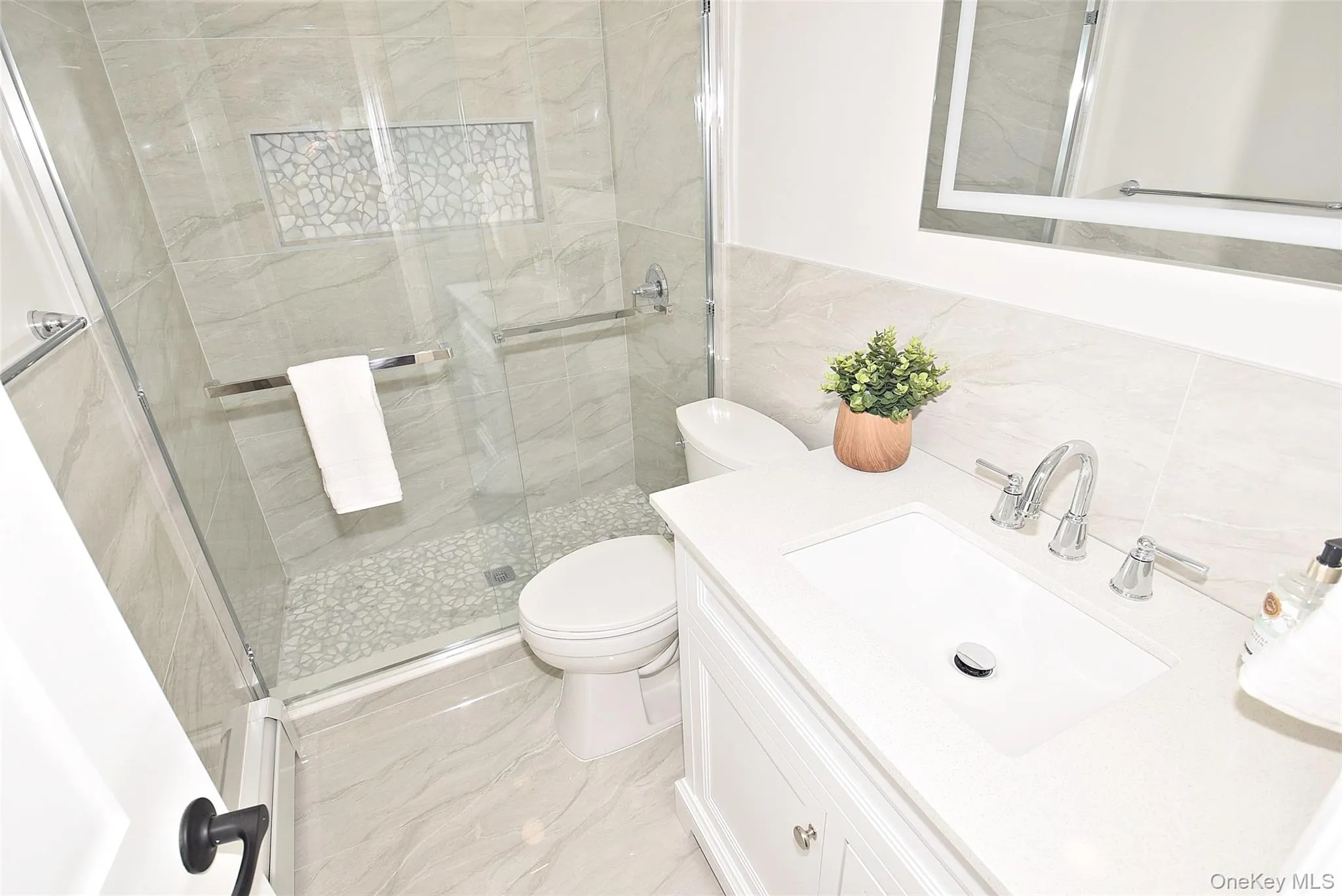4195 Florence Road, Oyster Bay, NY, 4 Bedrooms Bedrooms, 10 Rooms Rooms,2 BathroomsBathrooms,Residential,For Rent,Florence,0,1007639 4195 Florence Road, Oyster Bay, NY, 4 Bedrooms Bedrooms, 10 Rooms Rooms,2 BathroomsBathrooms,Residential,For Rent,Florence,0,1007639
