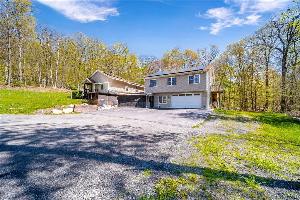 80 Jones Road, Shawangunk, NY, 4 Bedrooms Bedrooms, 15 Rooms Rooms,3 BathroomsBathrooms,Residential,For Rent,Jones,0,1007640 80 Jones Road, Shawangunk, NY, 4 Bedrooms Bedrooms, 15 Rooms Rooms,3 BathroomsBathrooms,Residential,For Rent,Jones,0,1007640