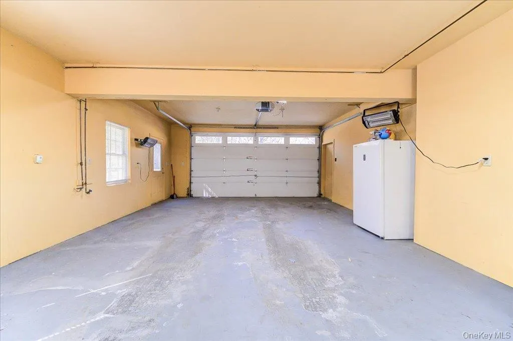 80 Jones Road, Shawangunk, NY, 4 Bedrooms Bedrooms, 15 Rooms Rooms,3 BathroomsBathrooms,Residential,For Rent,Jones,0,1007640 80 Jones Road, Shawangunk, NY, 4 Bedrooms Bedrooms, 15 Rooms Rooms,3 BathroomsBathrooms,Residential,For Rent,Jones,0,1007640