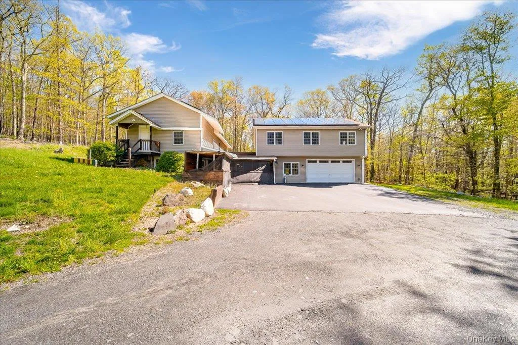 80 Jones Road, Shawangunk, NY, 4 Bedrooms Bedrooms, 15 Rooms Rooms,3 BathroomsBathrooms,Residential,For Rent,Jones,0,1007640 80 Jones Road, Shawangunk, NY, 4 Bedrooms Bedrooms, 15 Rooms Rooms,3 BathroomsBathrooms,Residential,For Rent,Jones,0,1007640