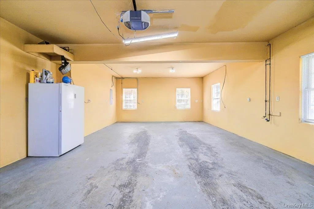 80 Jones Road, Shawangunk, NY, 4 Bedrooms Bedrooms, 15 Rooms Rooms,3 BathroomsBathrooms,Residential,For Rent,Jones,0,1007640 80 Jones Road, Shawangunk, NY, 4 Bedrooms Bedrooms, 15 Rooms Rooms,3 BathroomsBathrooms,Residential,For Rent,Jones,0,1007640