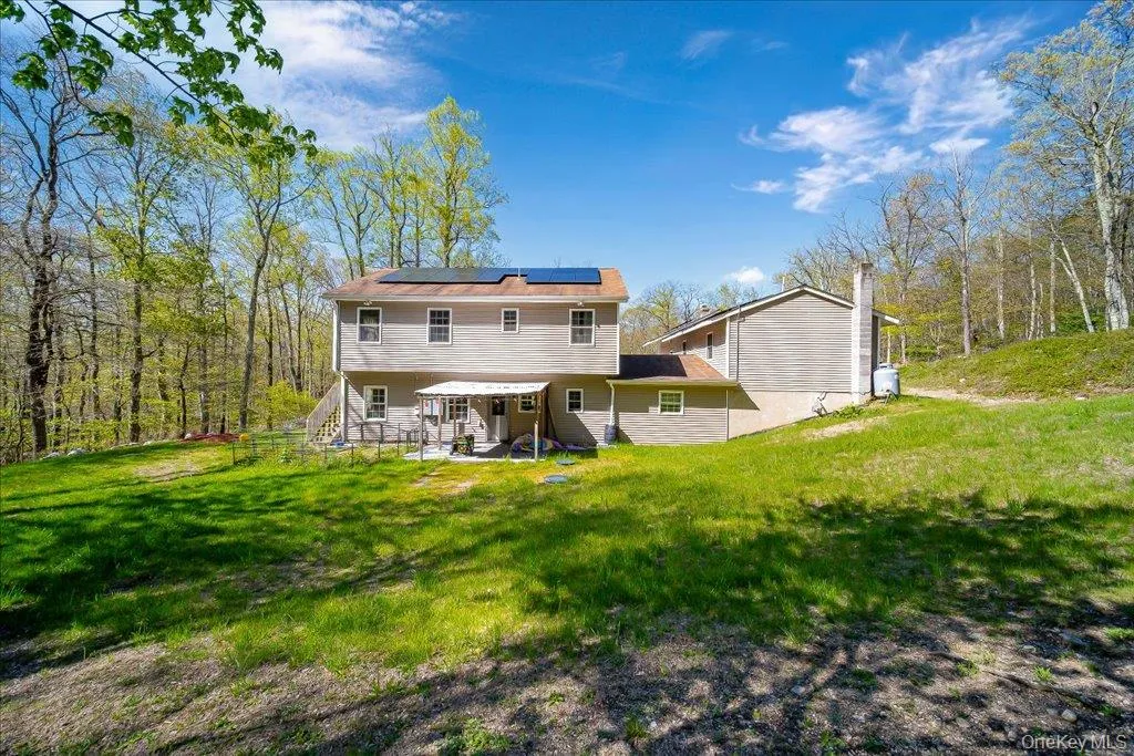 80 Jones Road, Shawangunk, NY, 4 Bedrooms Bedrooms, 15 Rooms Rooms,3 BathroomsBathrooms,Residential,For Rent,Jones,0,1007640 80 Jones Road, Shawangunk, NY, 4 Bedrooms Bedrooms, 15 Rooms Rooms,3 BathroomsBathrooms,Residential,For Rent,Jones,0,1007640