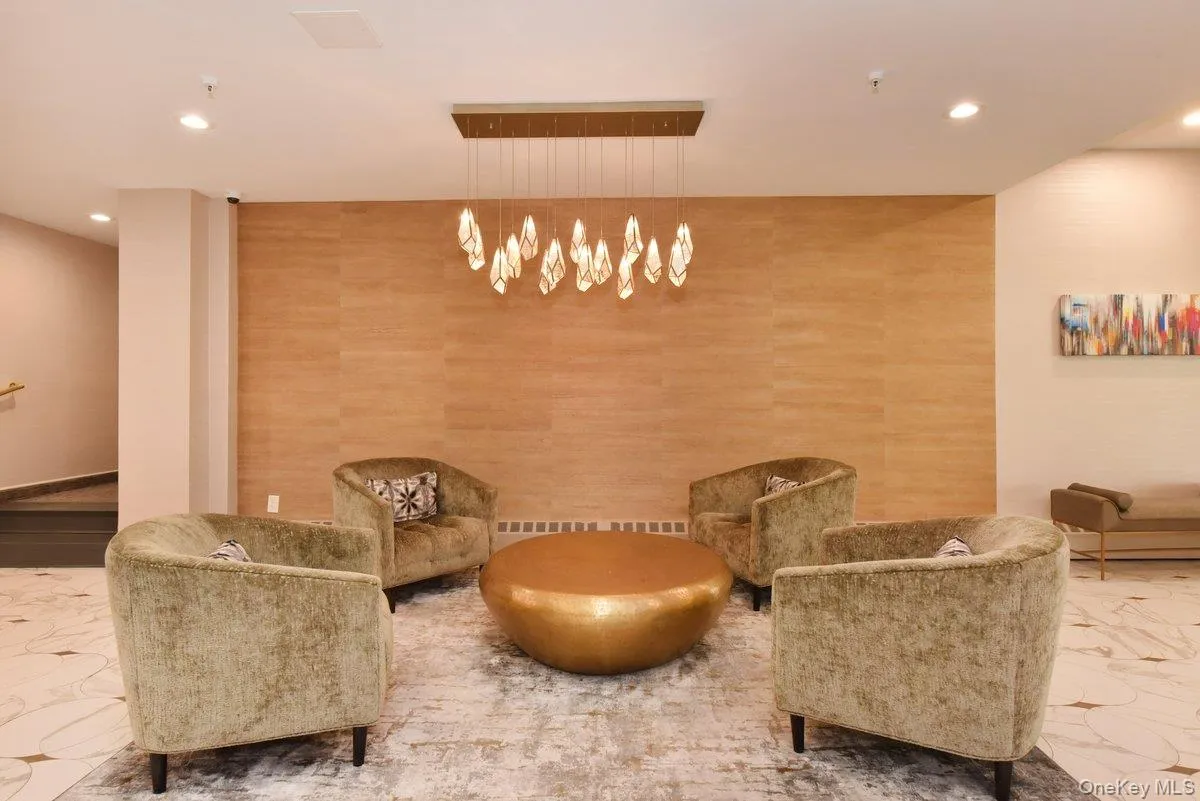 Lobby Lobby