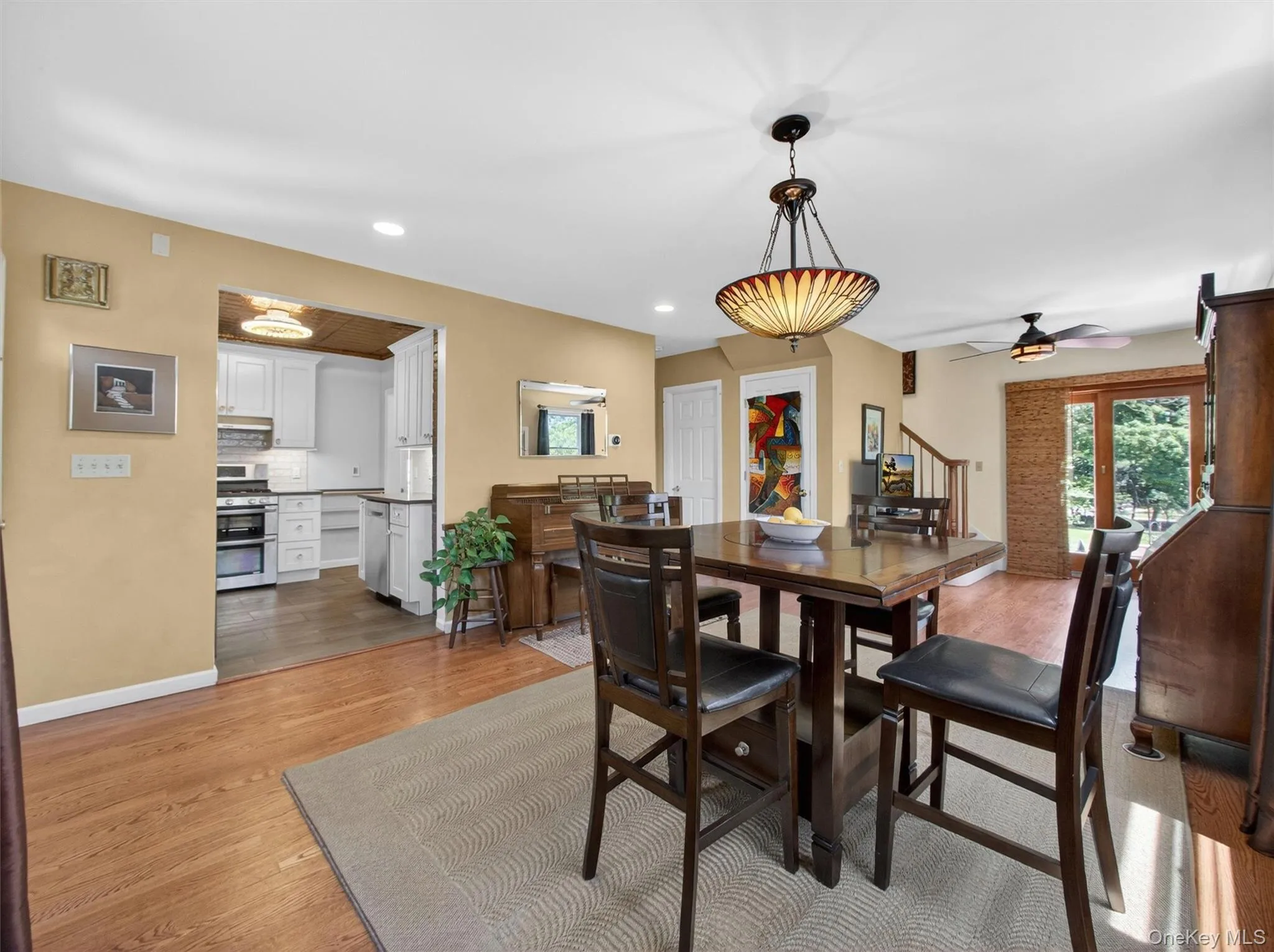 368 Route 304, Clarkstown, NY, 3 Bedrooms Bedrooms, 8 Rooms Rooms,2 BathroomsBathrooms,Residential,For Rent,Route 304,0,1007645 368 Route 304, Clarkstown, NY, 3 Bedrooms Bedrooms, 8 Rooms Rooms,2 BathroomsBathrooms,Residential,For Rent,Route 304,0,1007645
