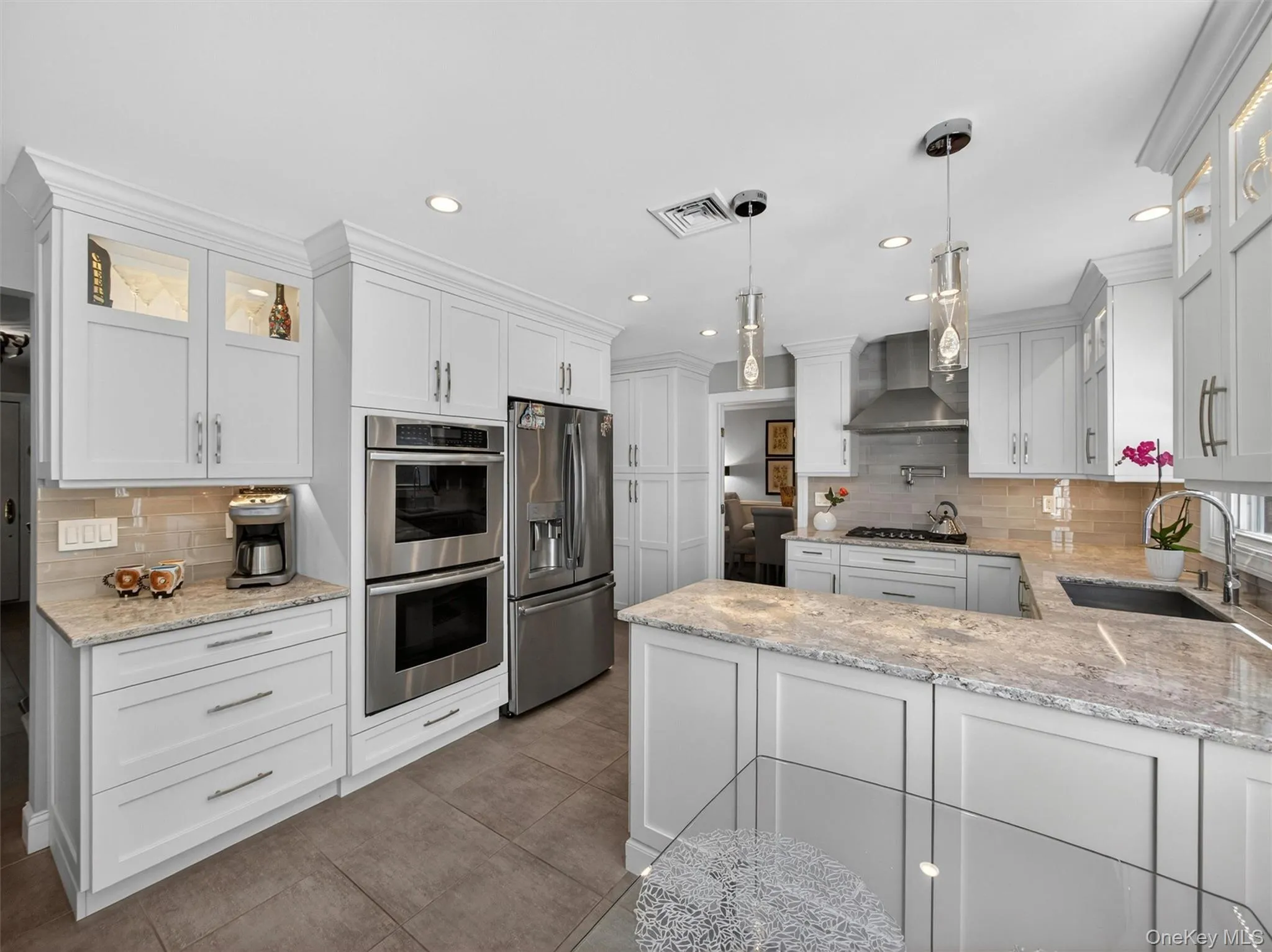 27 Concord Drive, Clarkstown, NY, 4 Bedrooms Bedrooms, 13 Rooms Rooms,2 BathroomsBathrooms,Residential,For Rent,Concord,0,1007646 27 Concord Drive, Clarkstown, NY, 4 Bedrooms Bedrooms, 13 Rooms Rooms,2 BathroomsBathrooms,Residential,For Rent,Concord,0,1007646